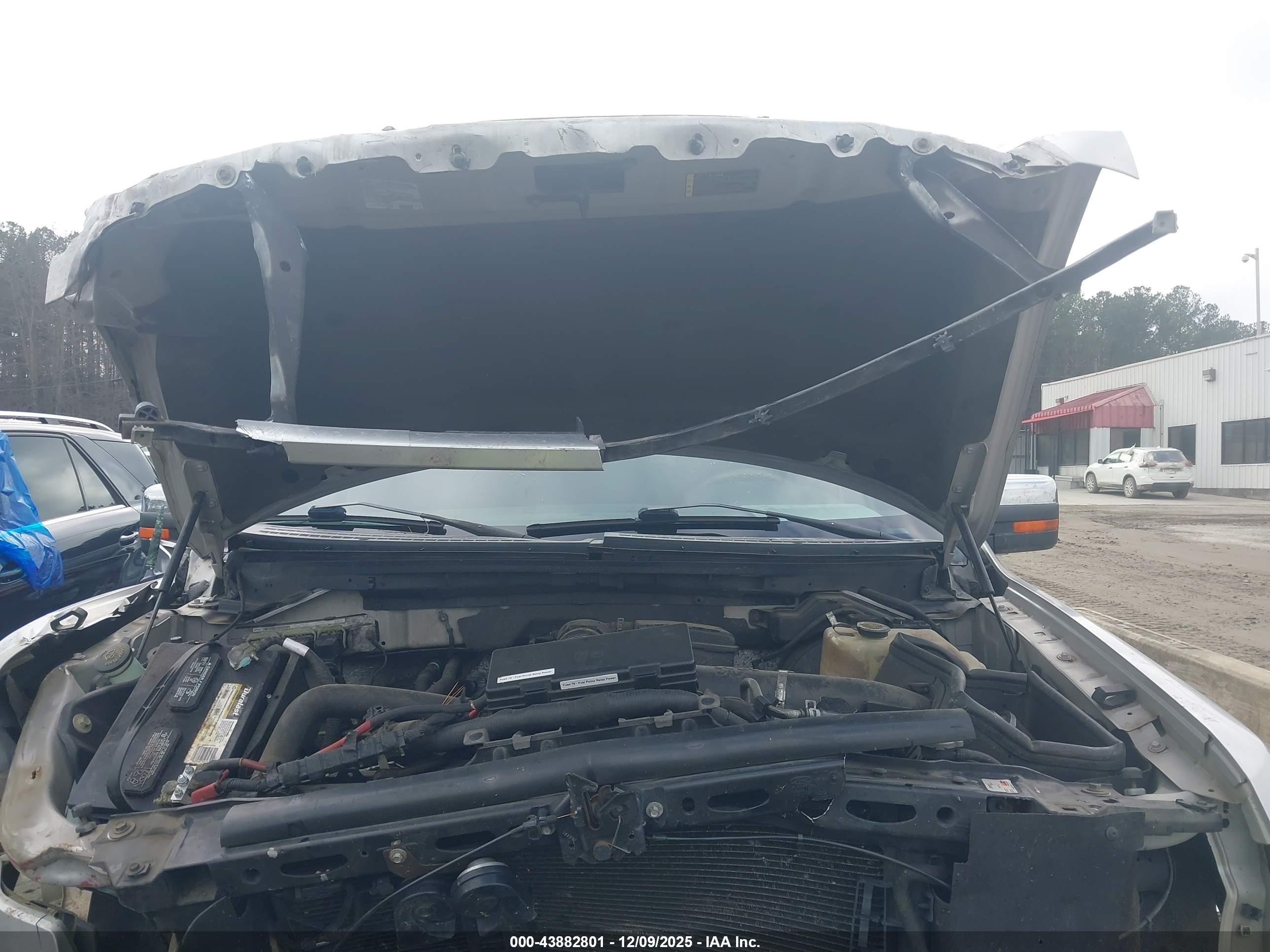FORD F-150 image 10