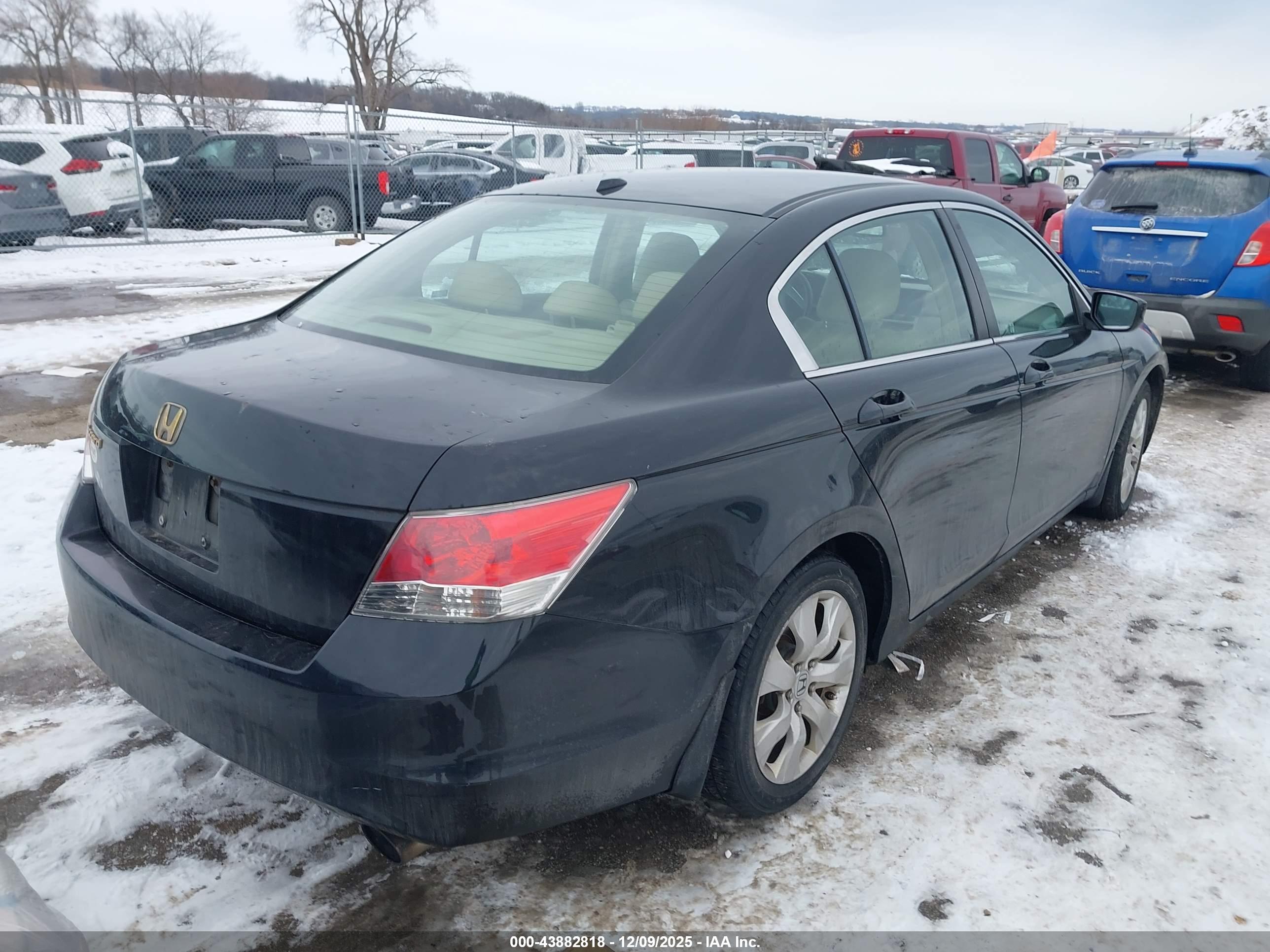 HONDA ACCORD image 4