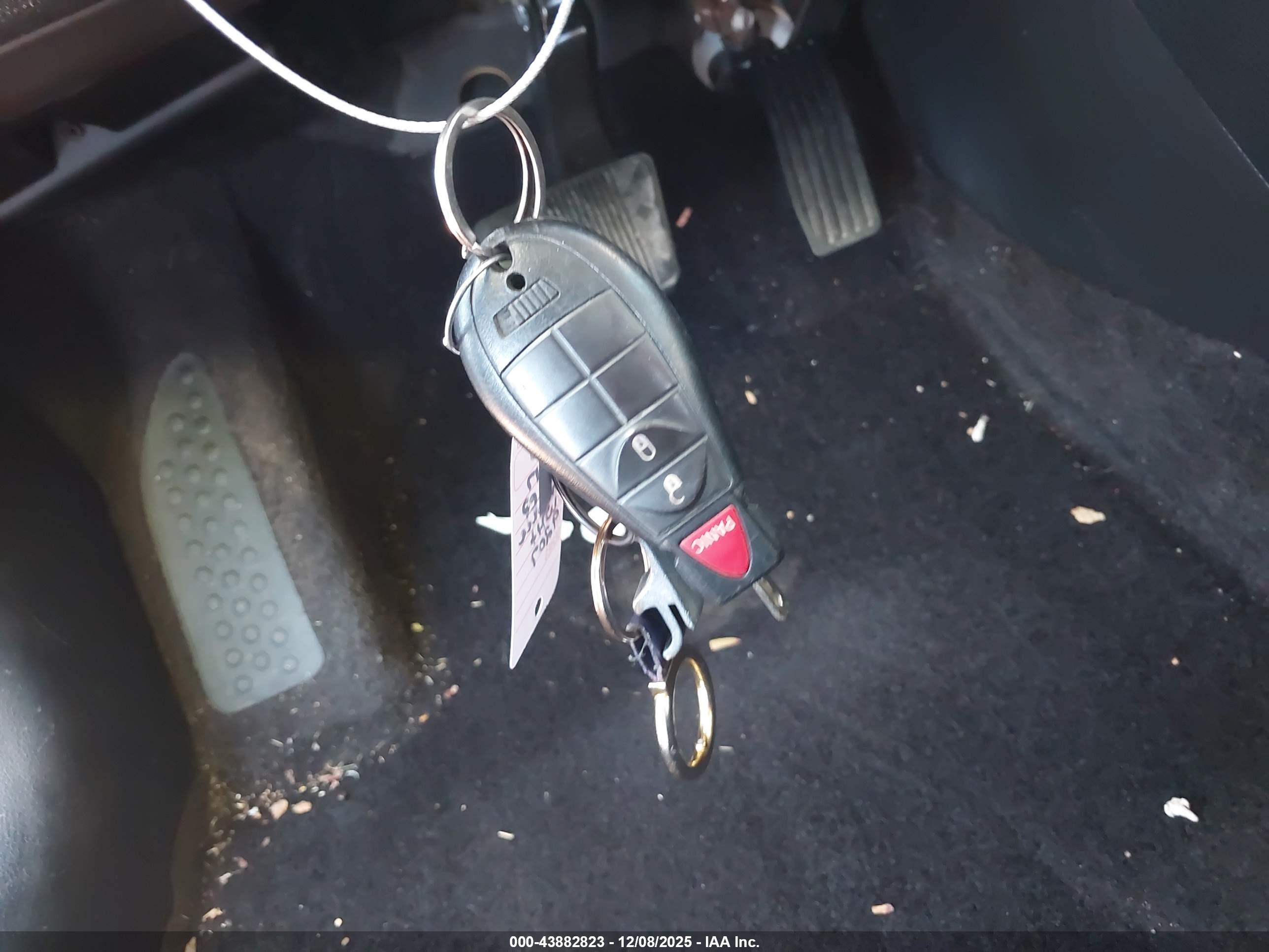 JEEP CHEROKEE image 11