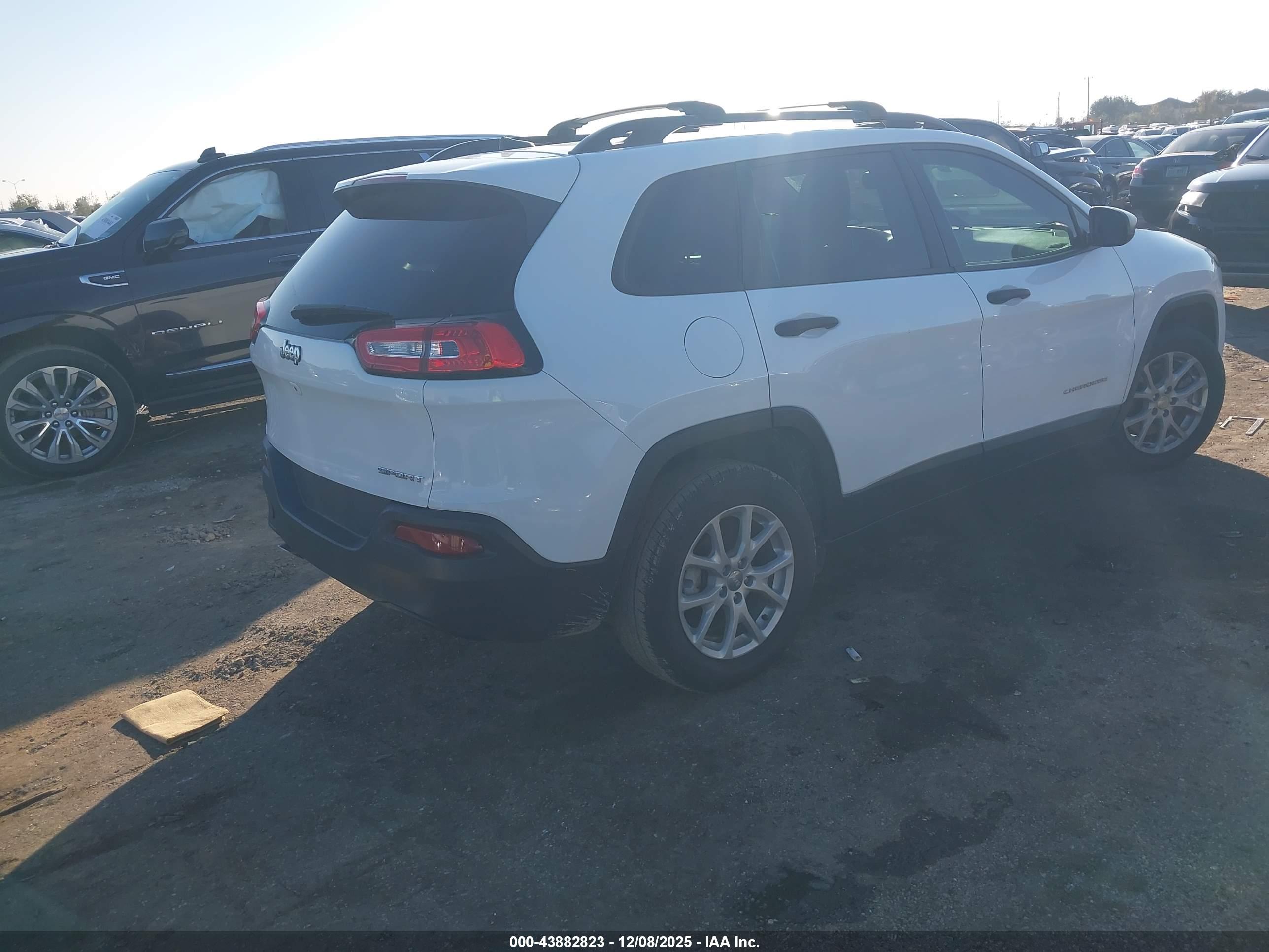 JEEP CHEROKEE image 4