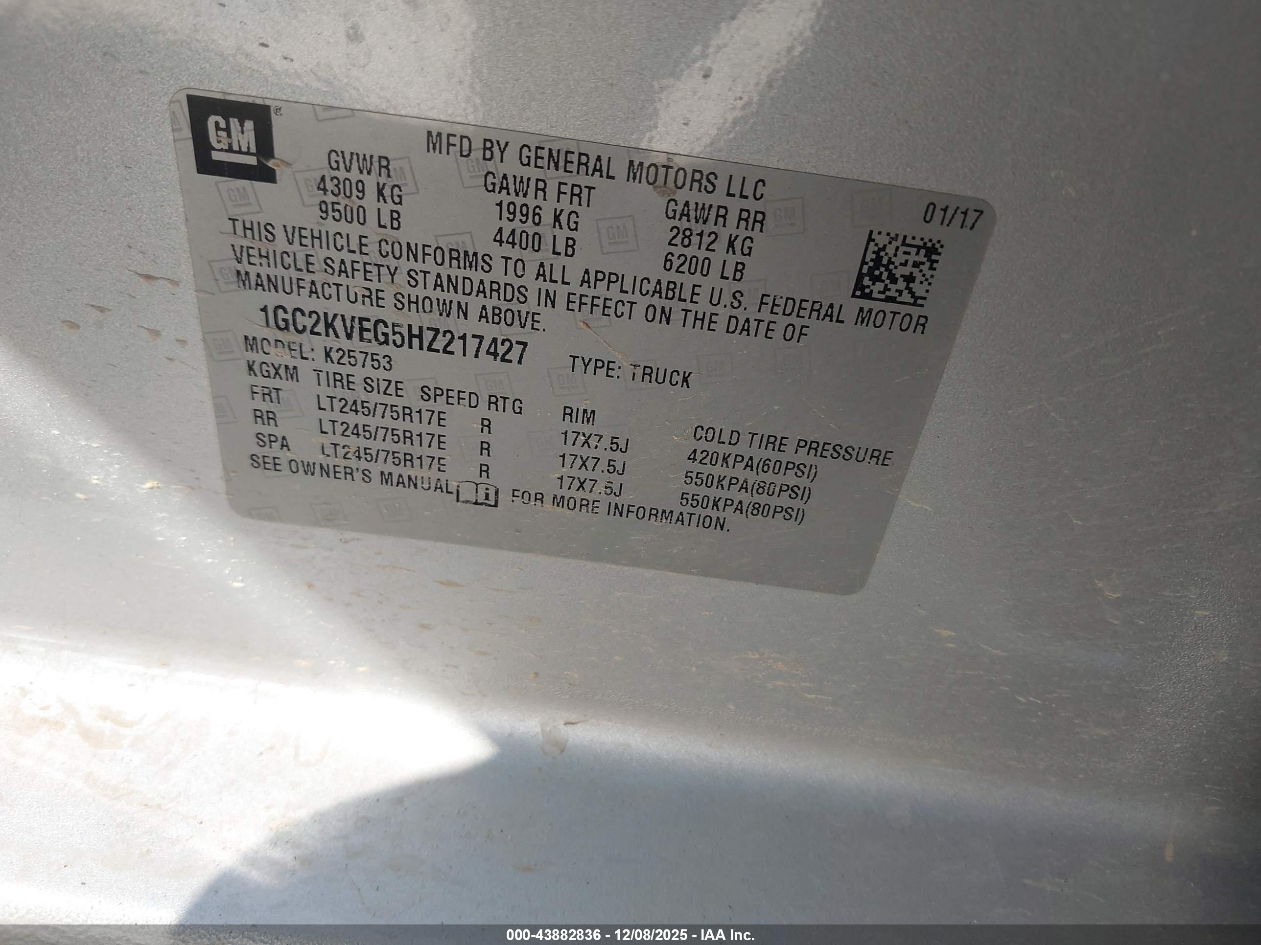 CHEVROLET SILVERADO image 9