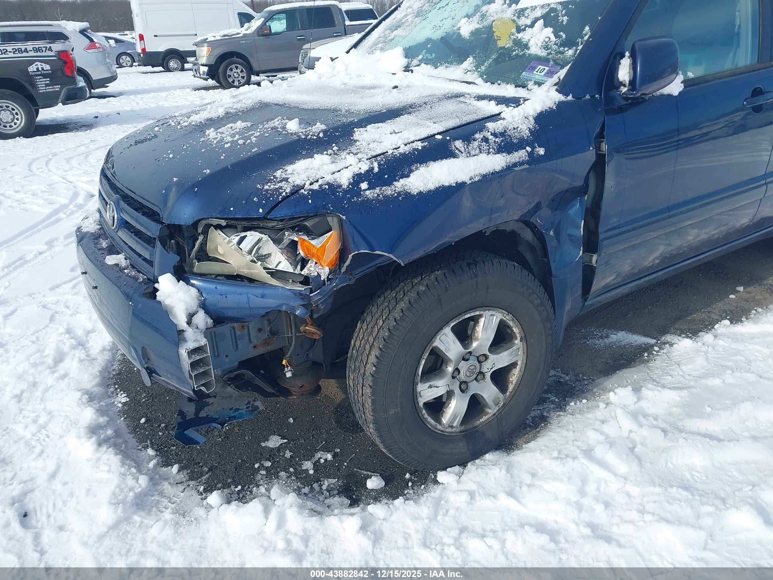 TOYOTA HIGHLANDER image 6