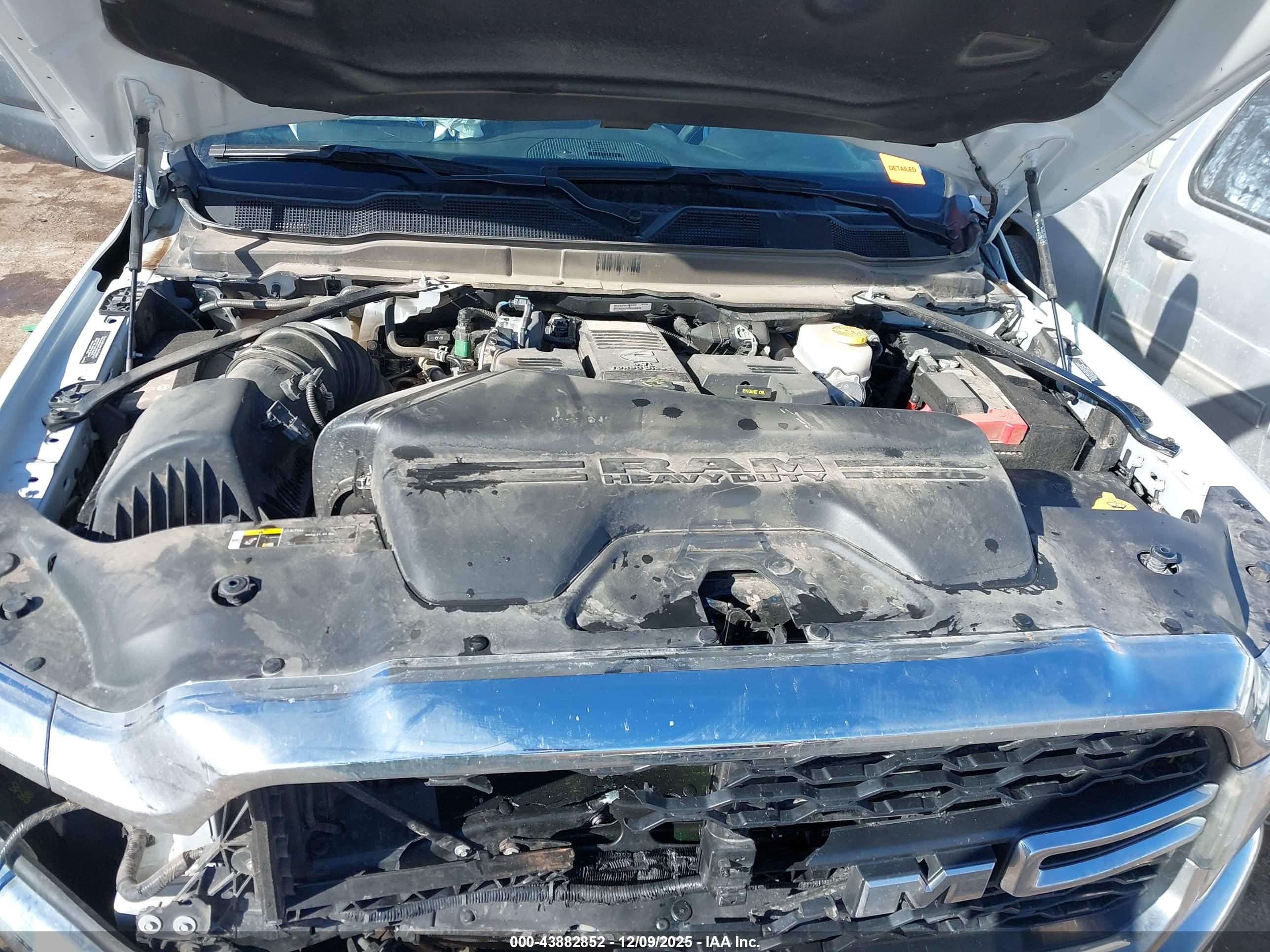 RAM 2500 image 10