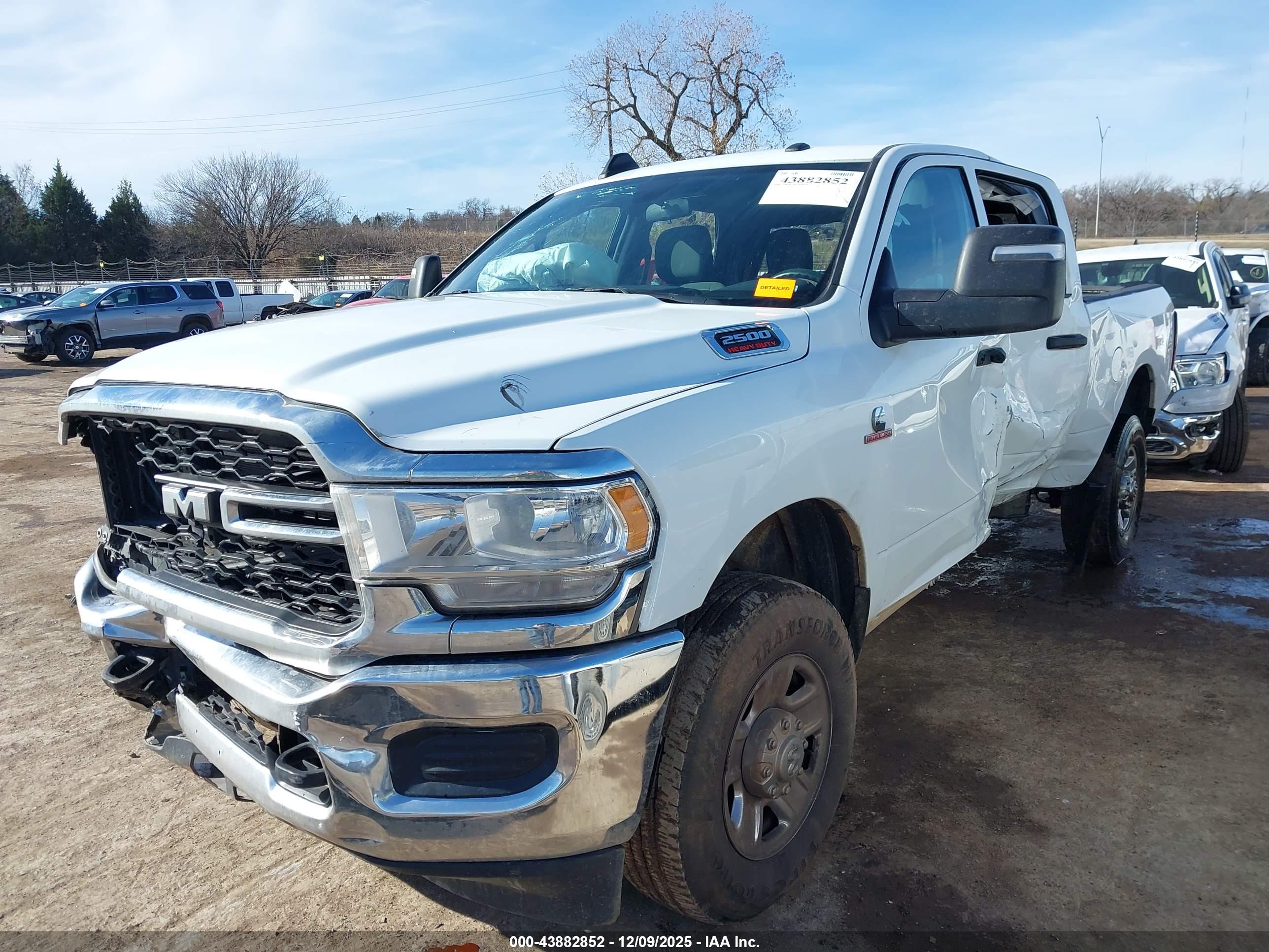 RAM 2500 image 6