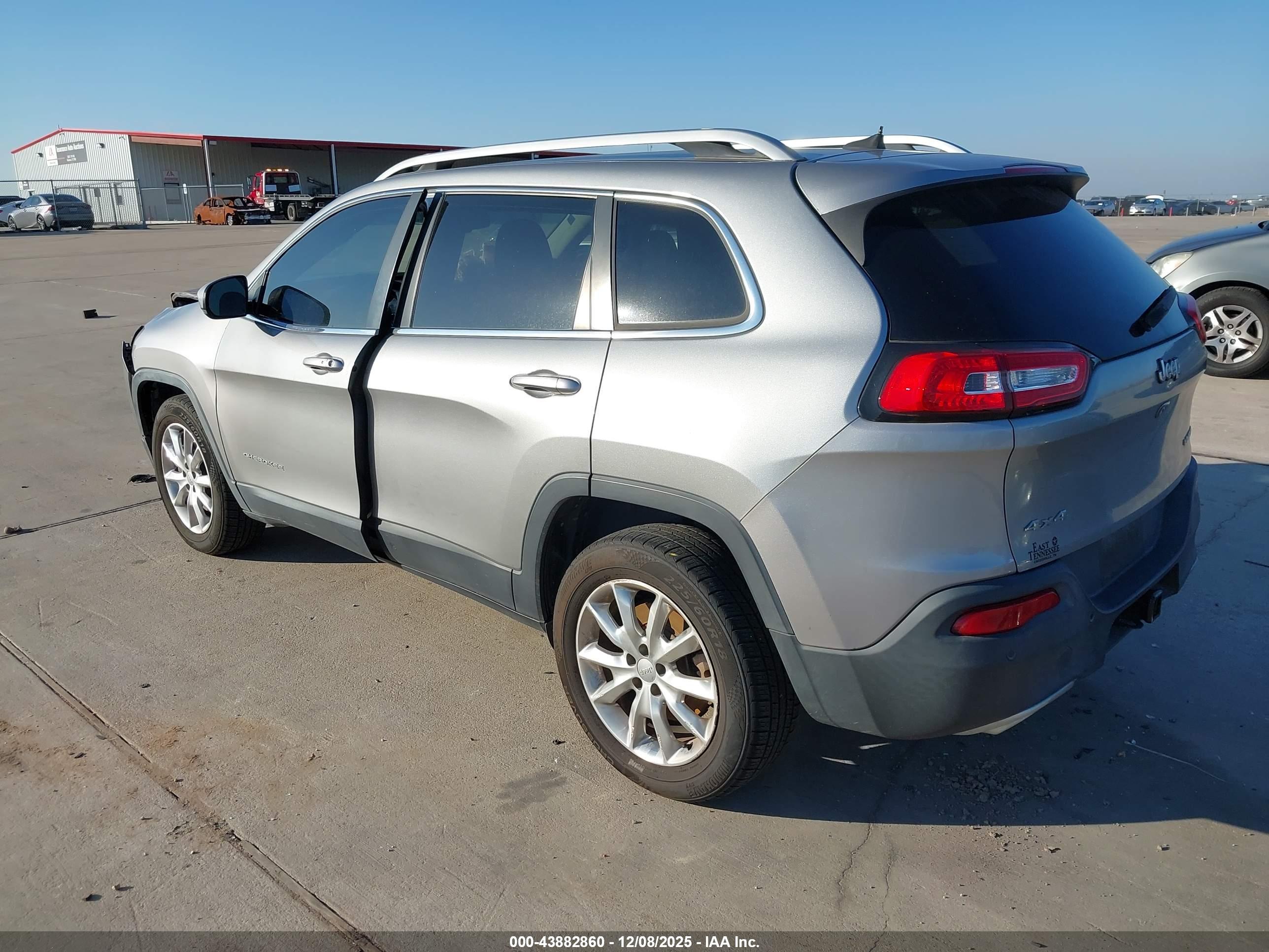 JEEP CHEROKEE image 3