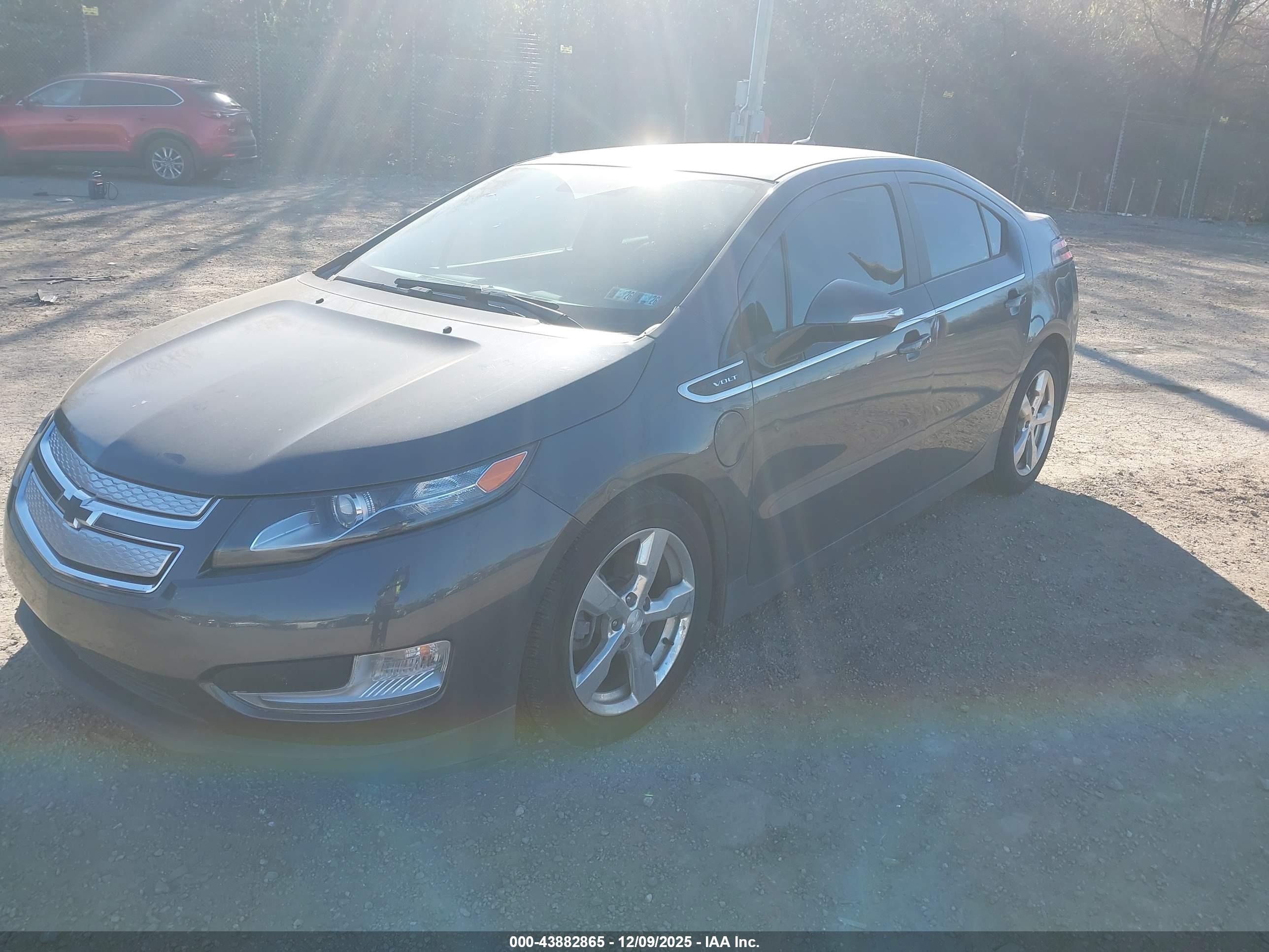 CHEVROLET VOLT image 2