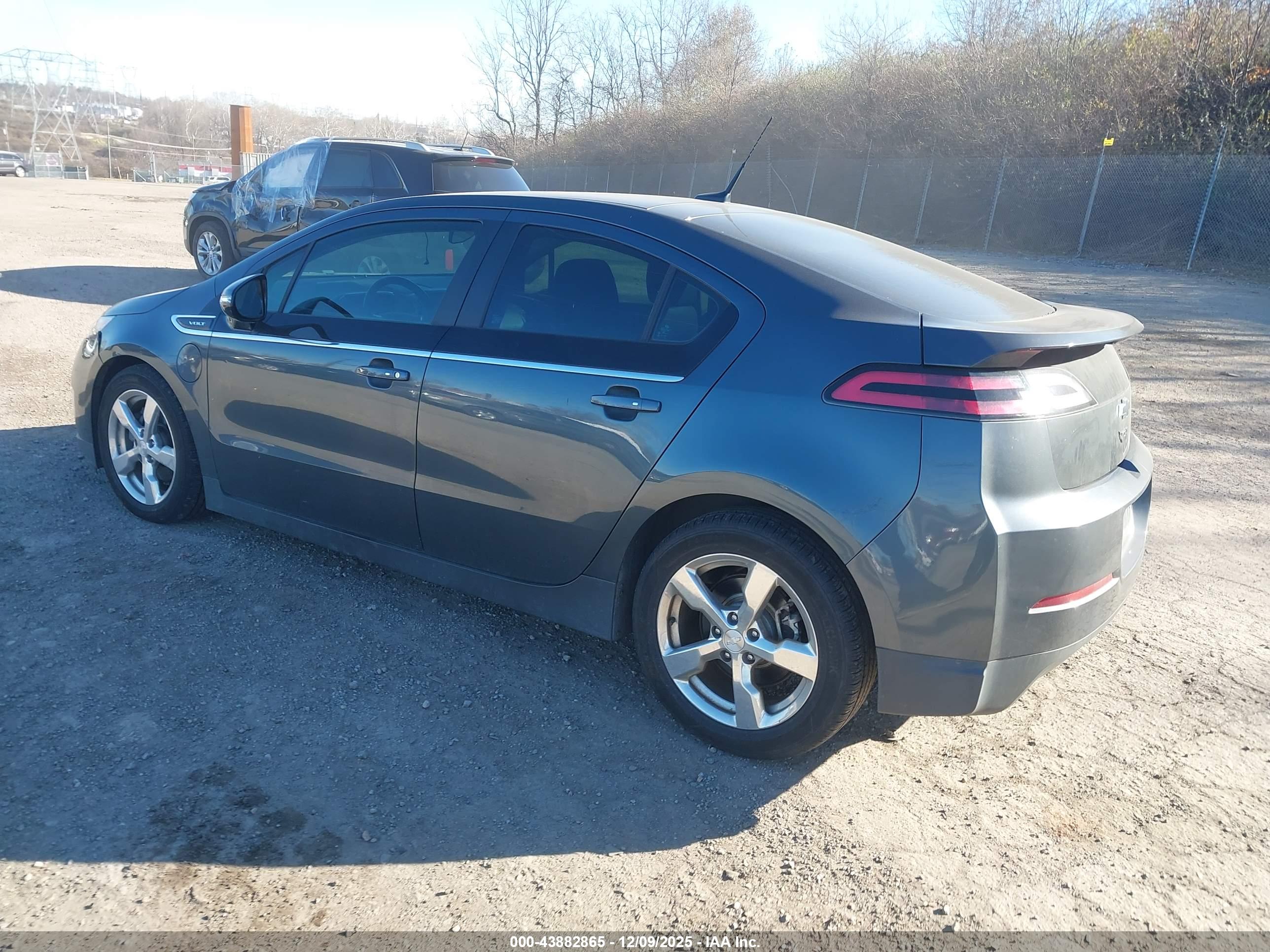 CHEVROLET VOLT image 3