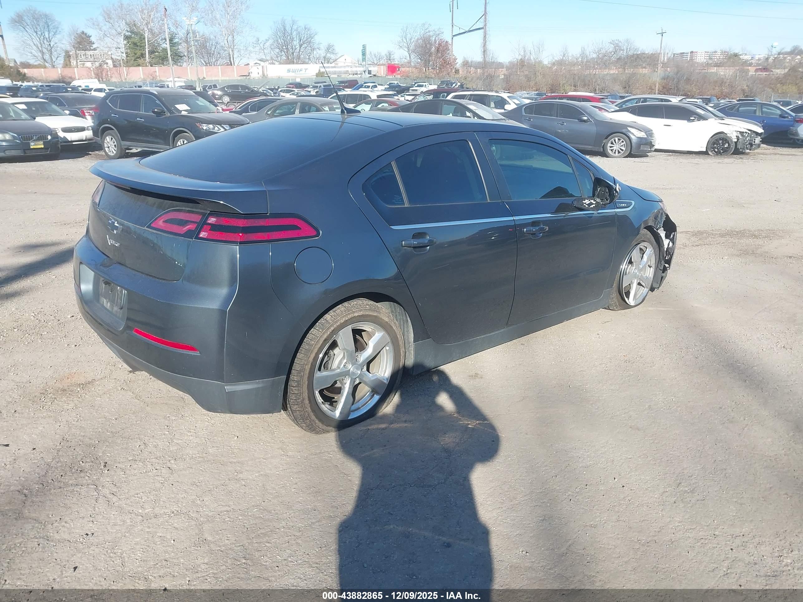 CHEVROLET VOLT image 4