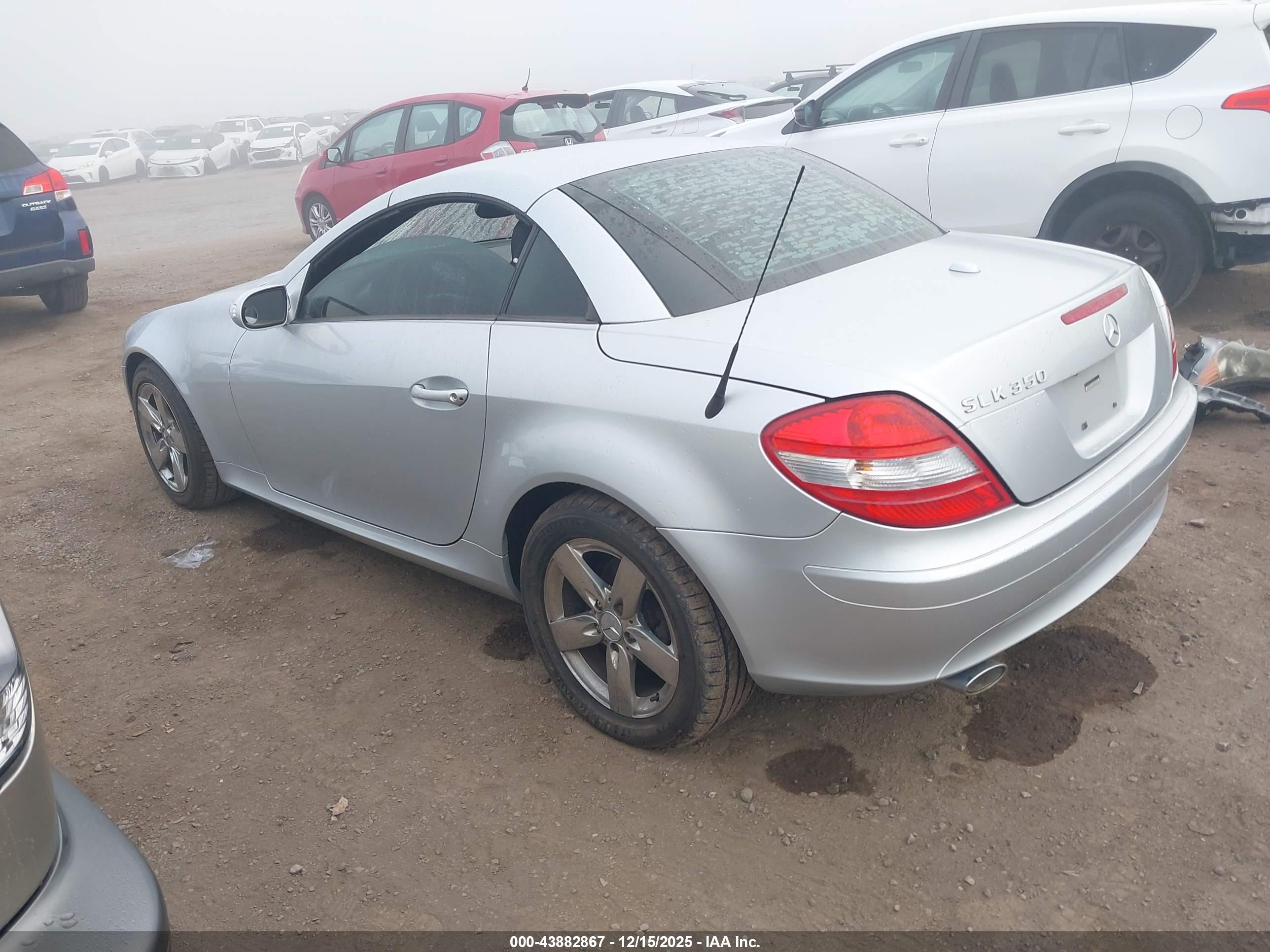 MERCEDES-BENZ SLK image 3