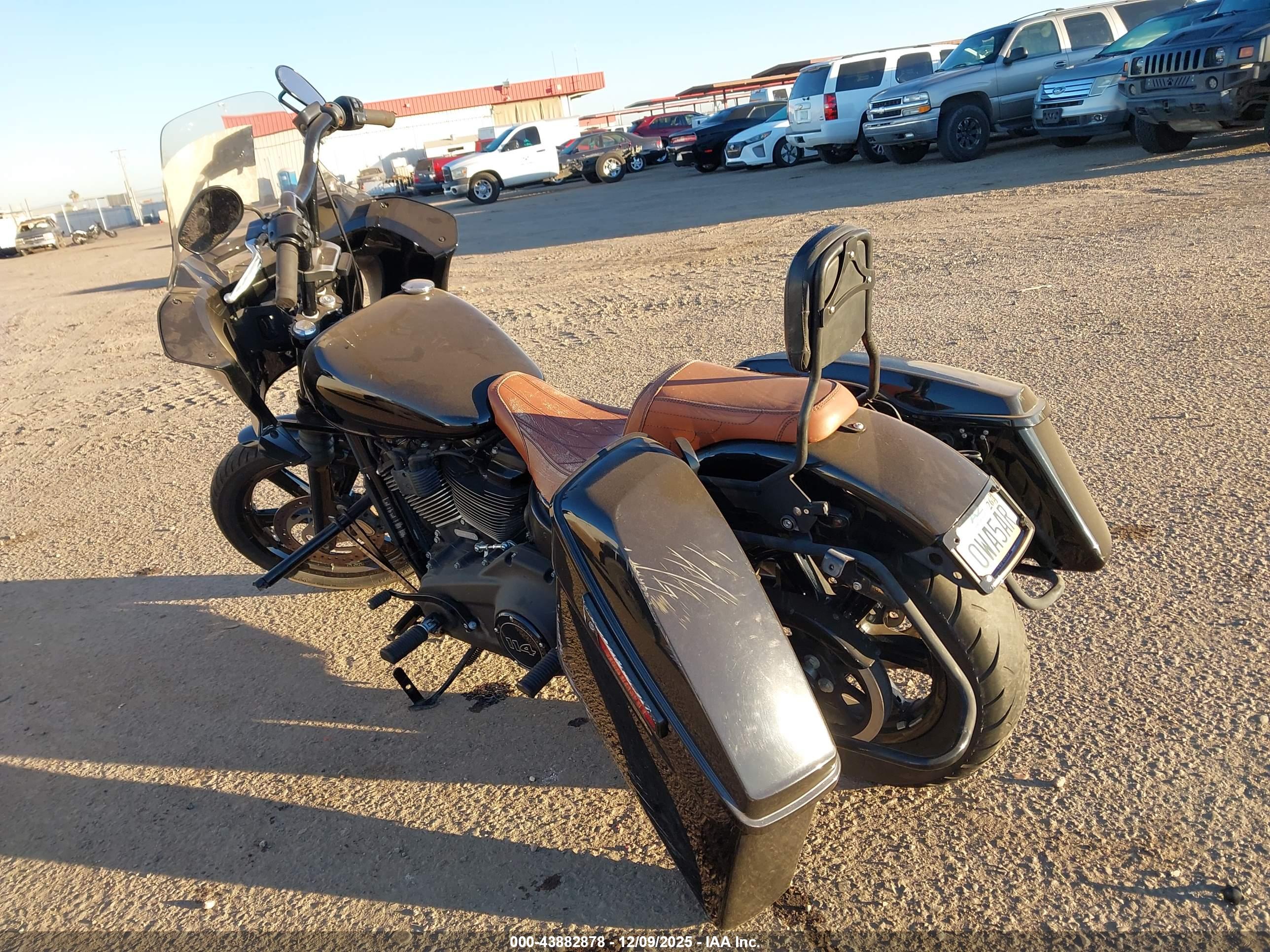 HARLEY-DAVIDSON FXBBS image 3
