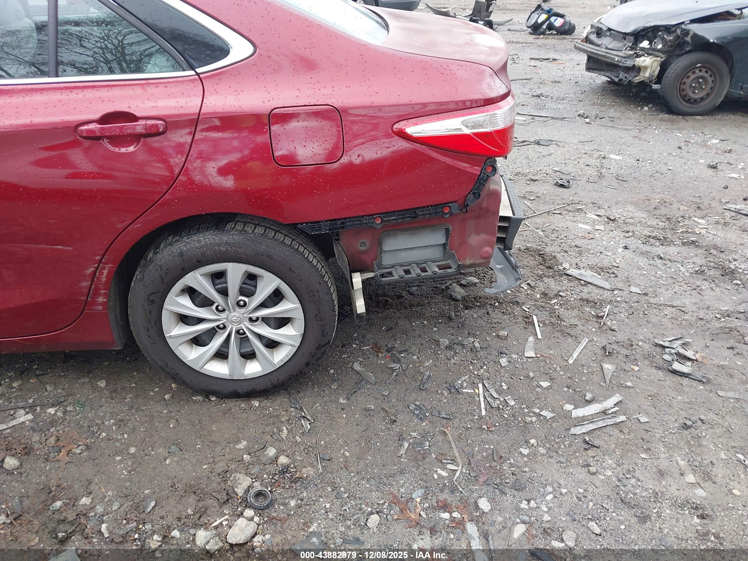 TOYOTA CAMRY image 6