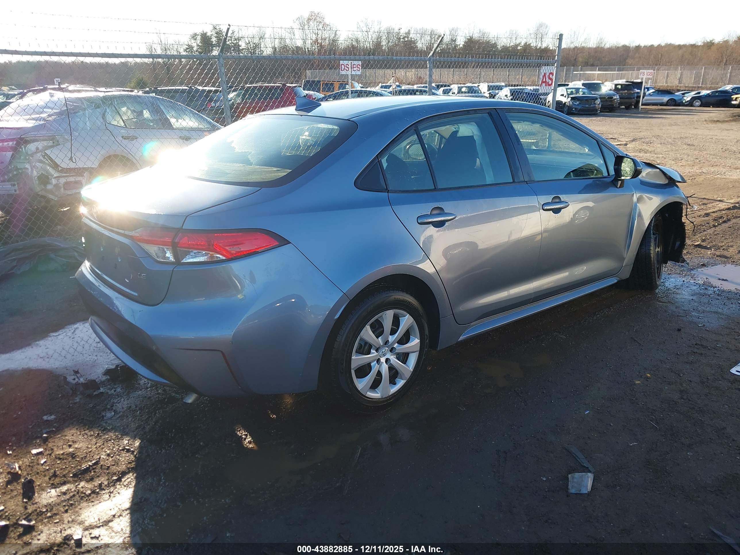 TOYOTA COROLLA image 4