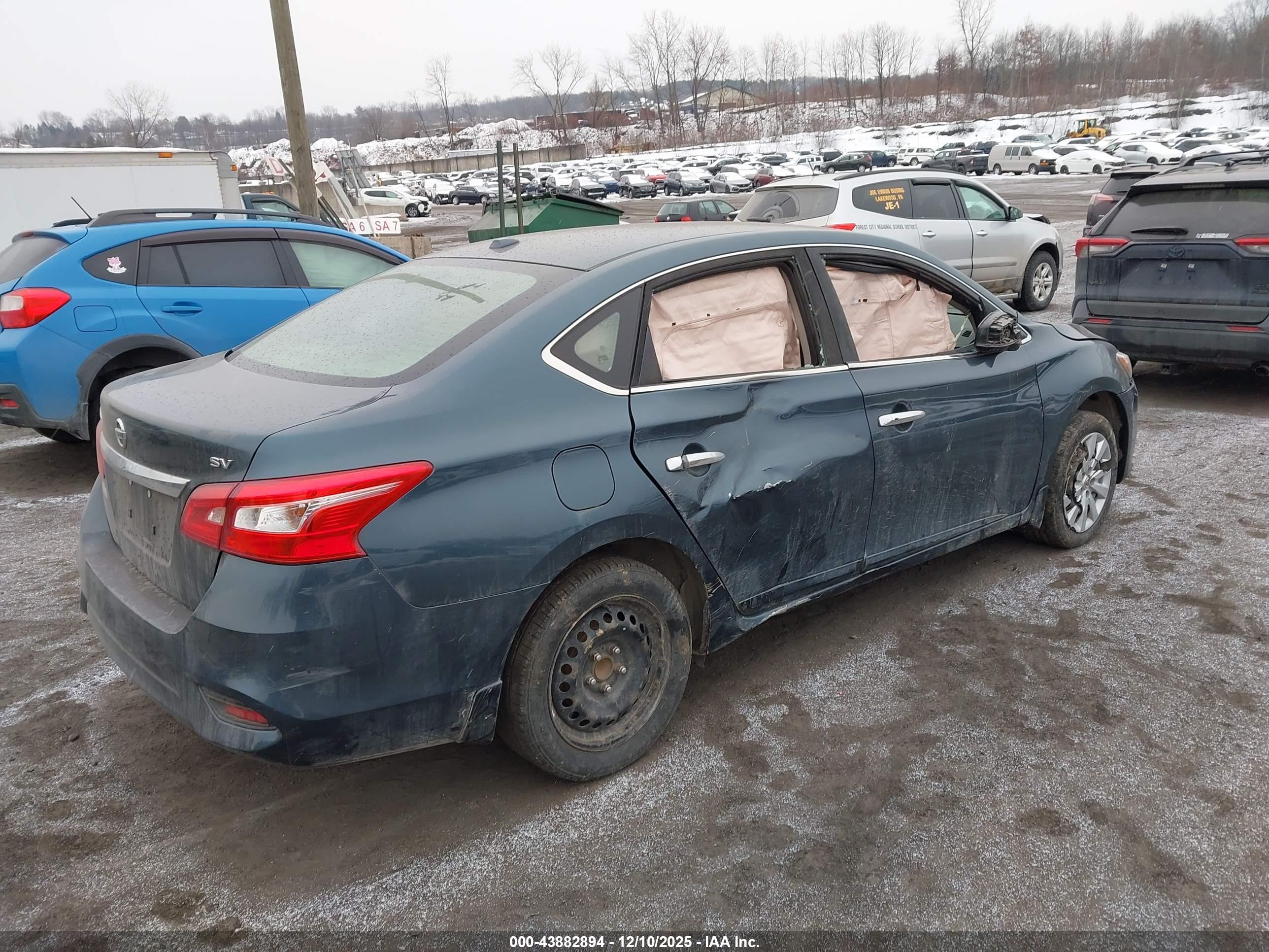 NISSAN SENTRA image 4