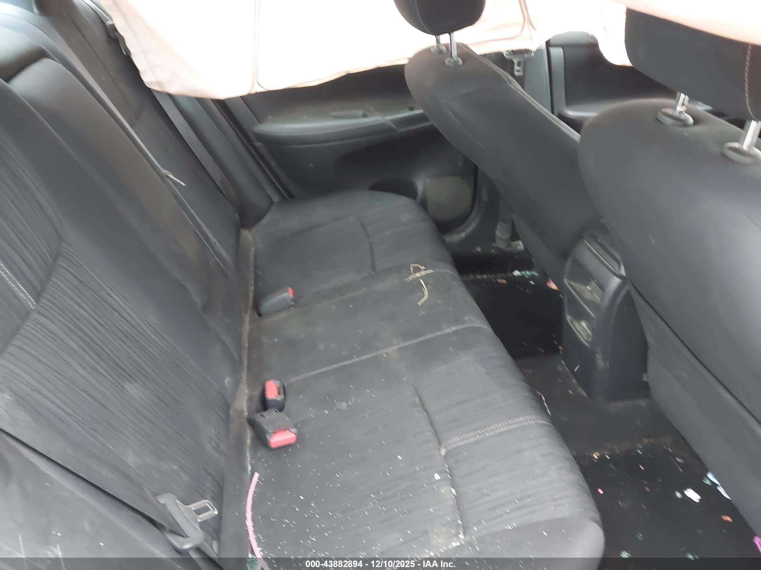 NISSAN SENTRA image 8