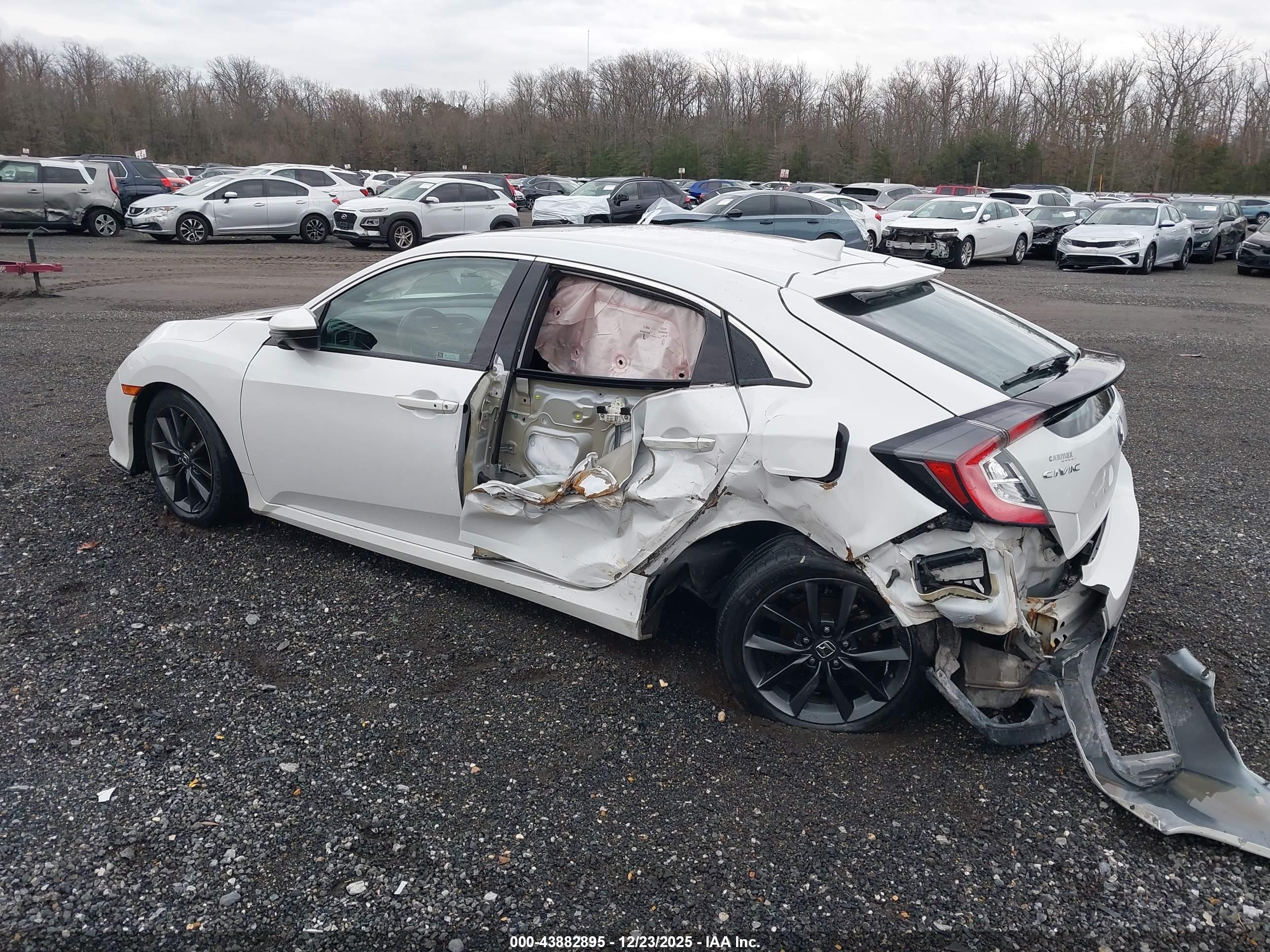 HONDA CIVIC image 3