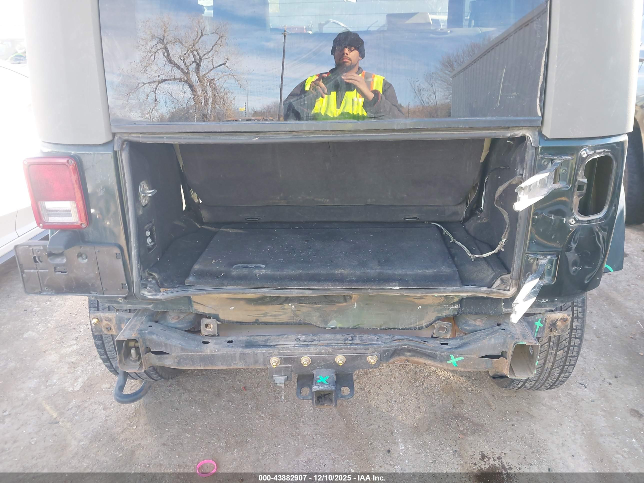 JEEP WRANGLER image 6