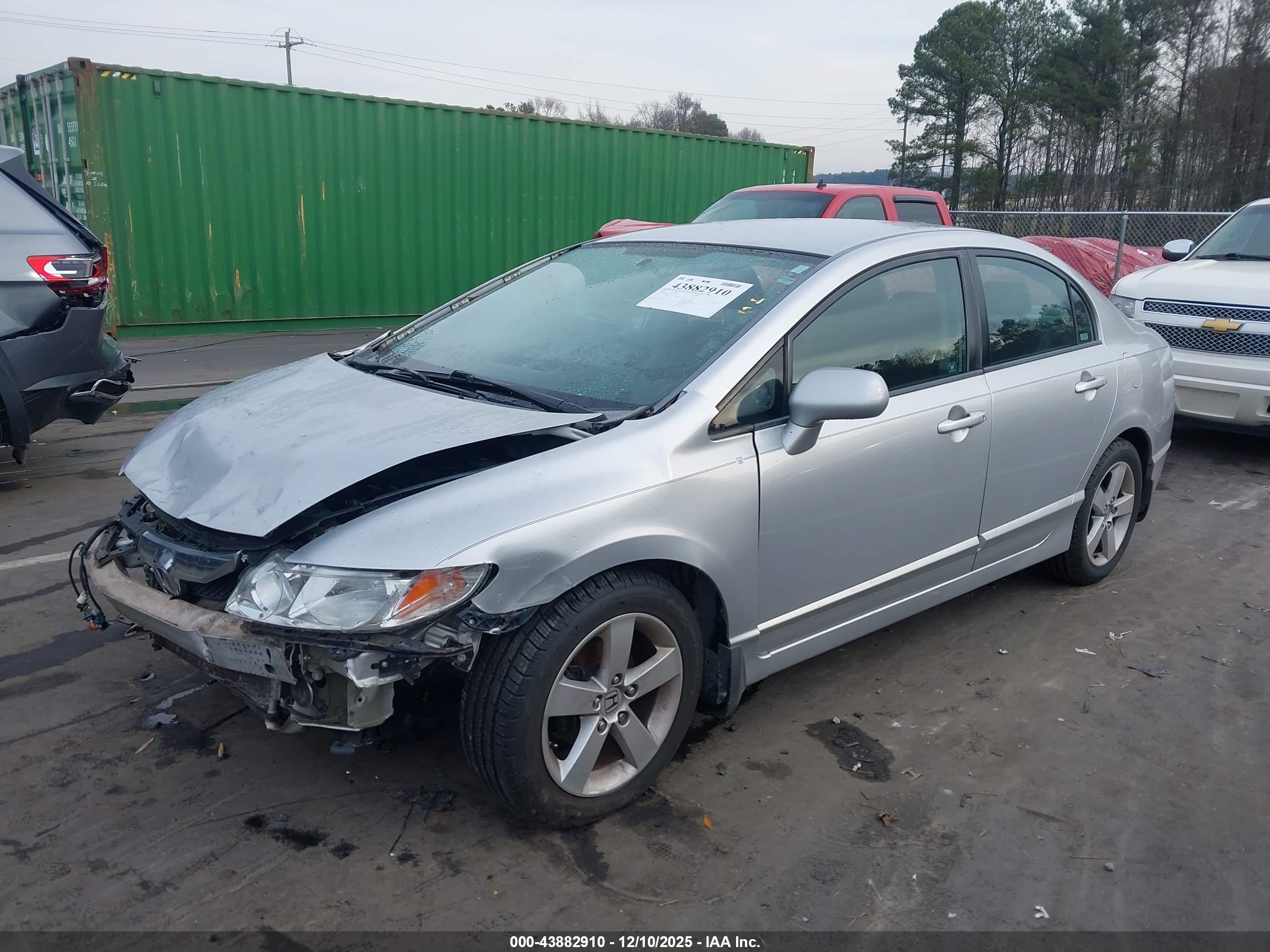HONDA CIVIC image 2