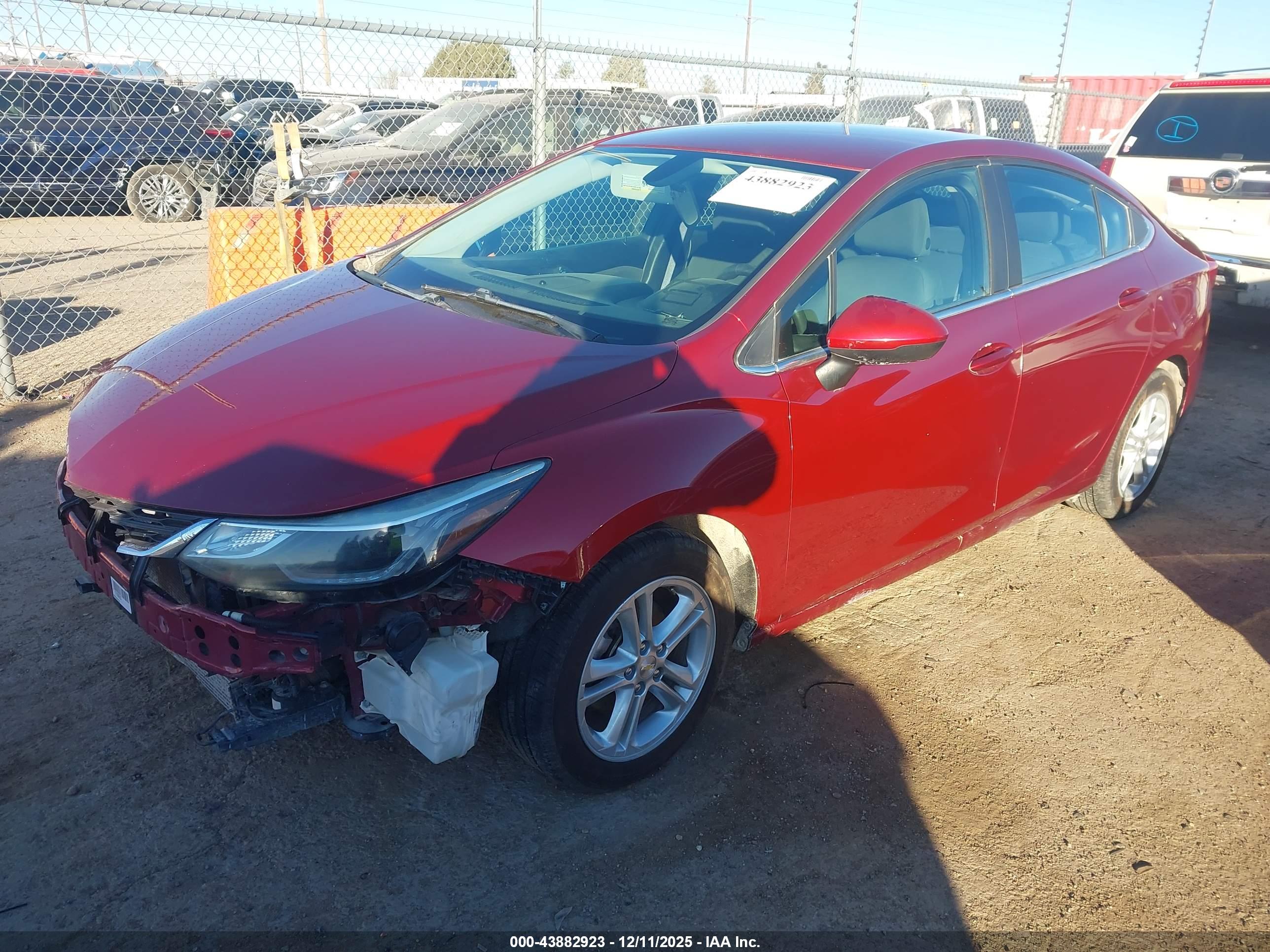 CHEVROLET CRUZE image 2