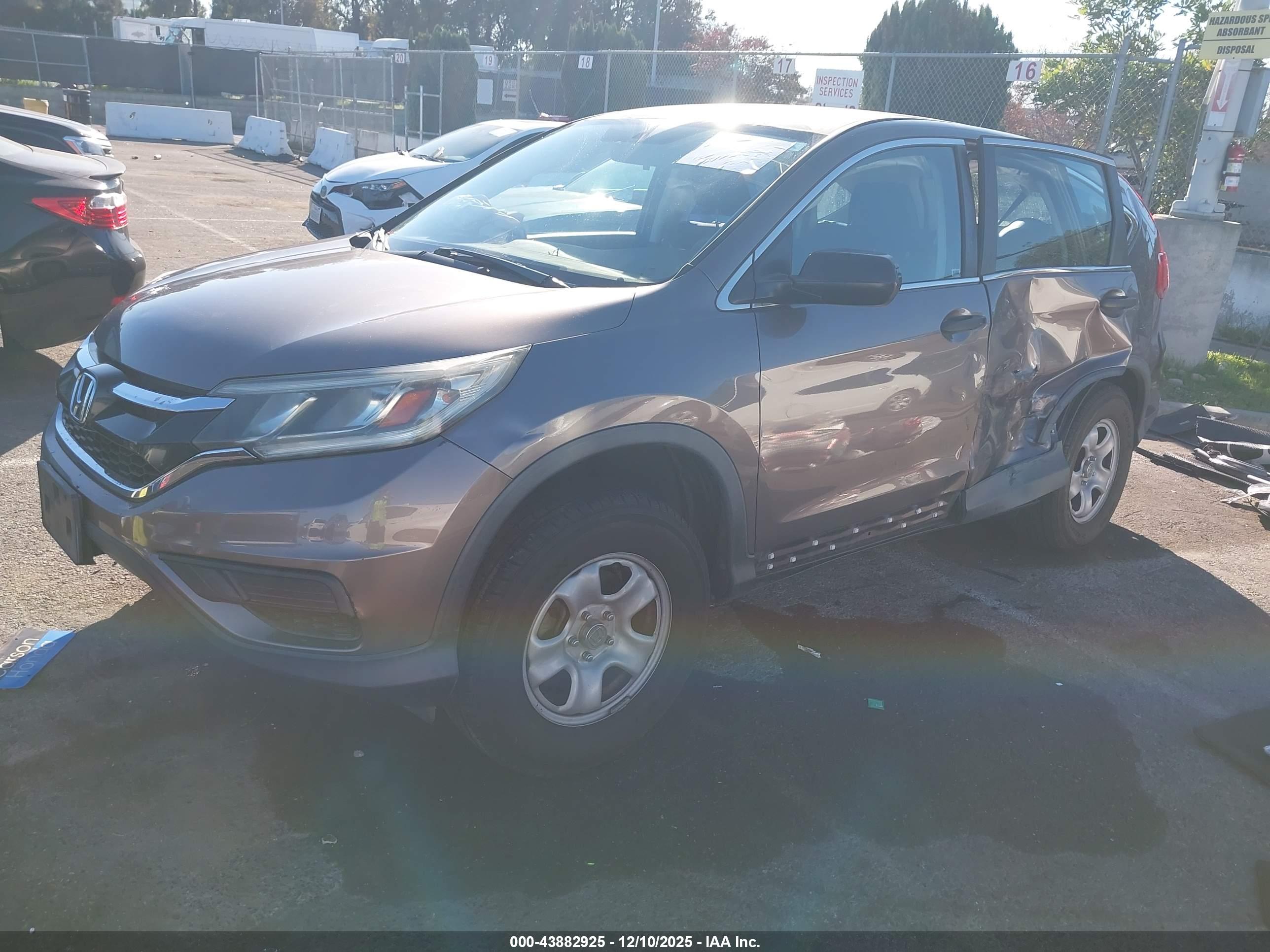 HONDA CR-V image 2