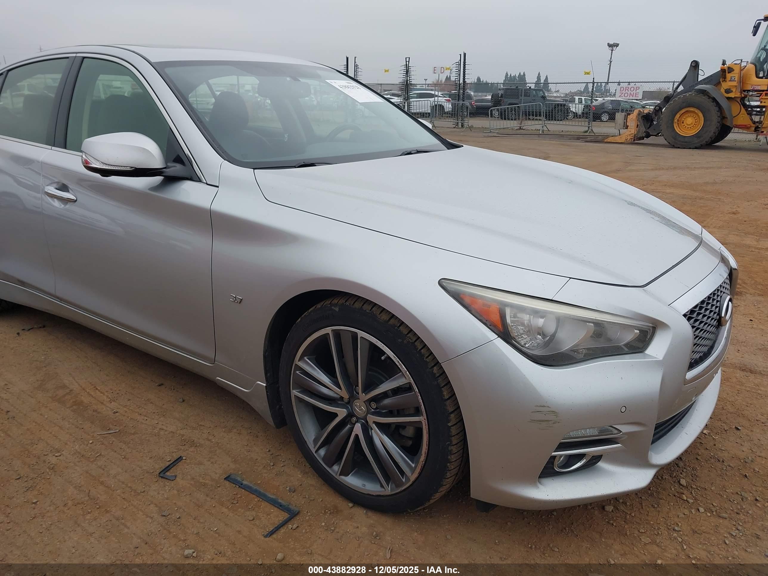 INFINITI Q50 image 6