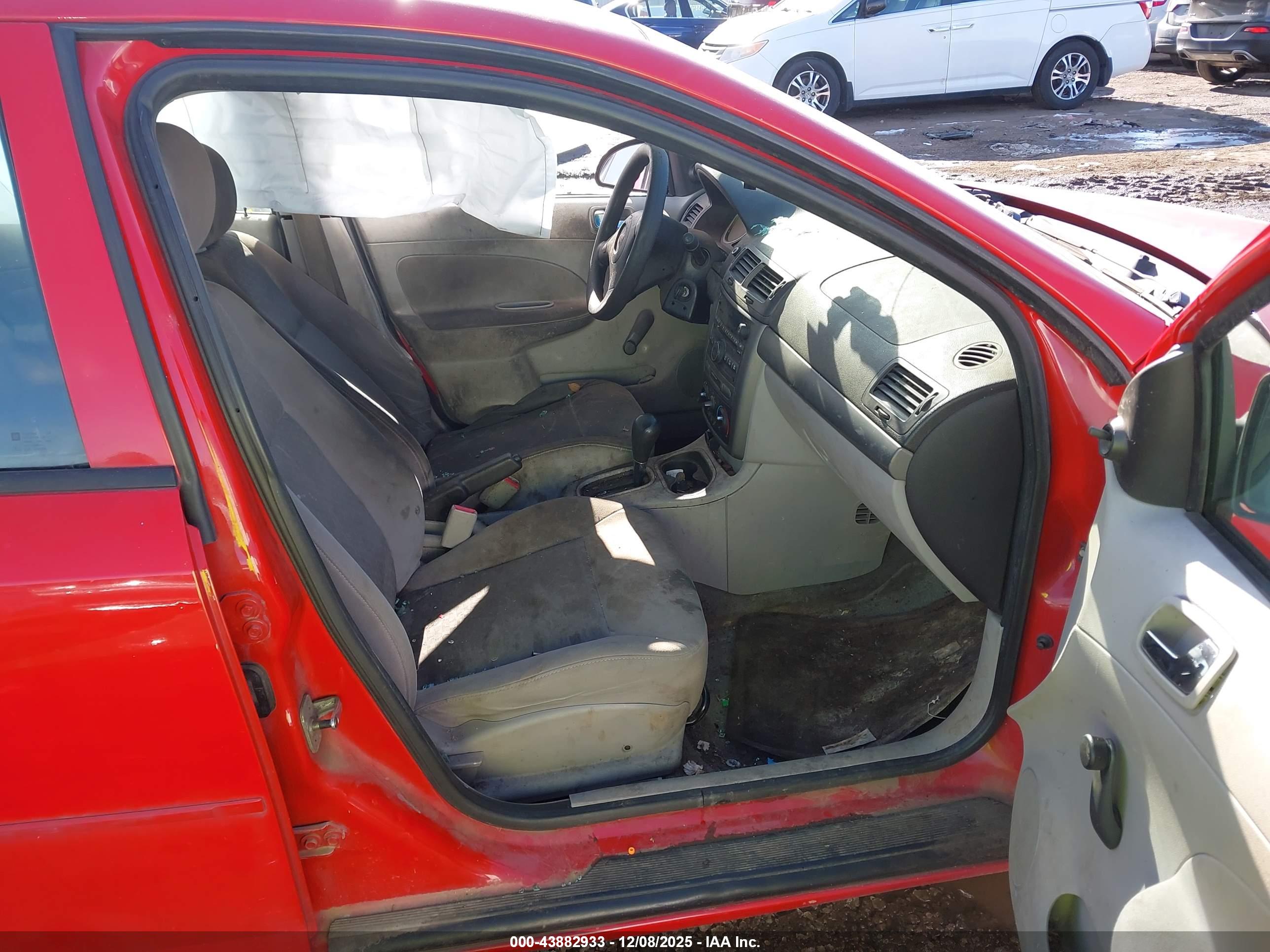 CHEVROLET COBALT image 5