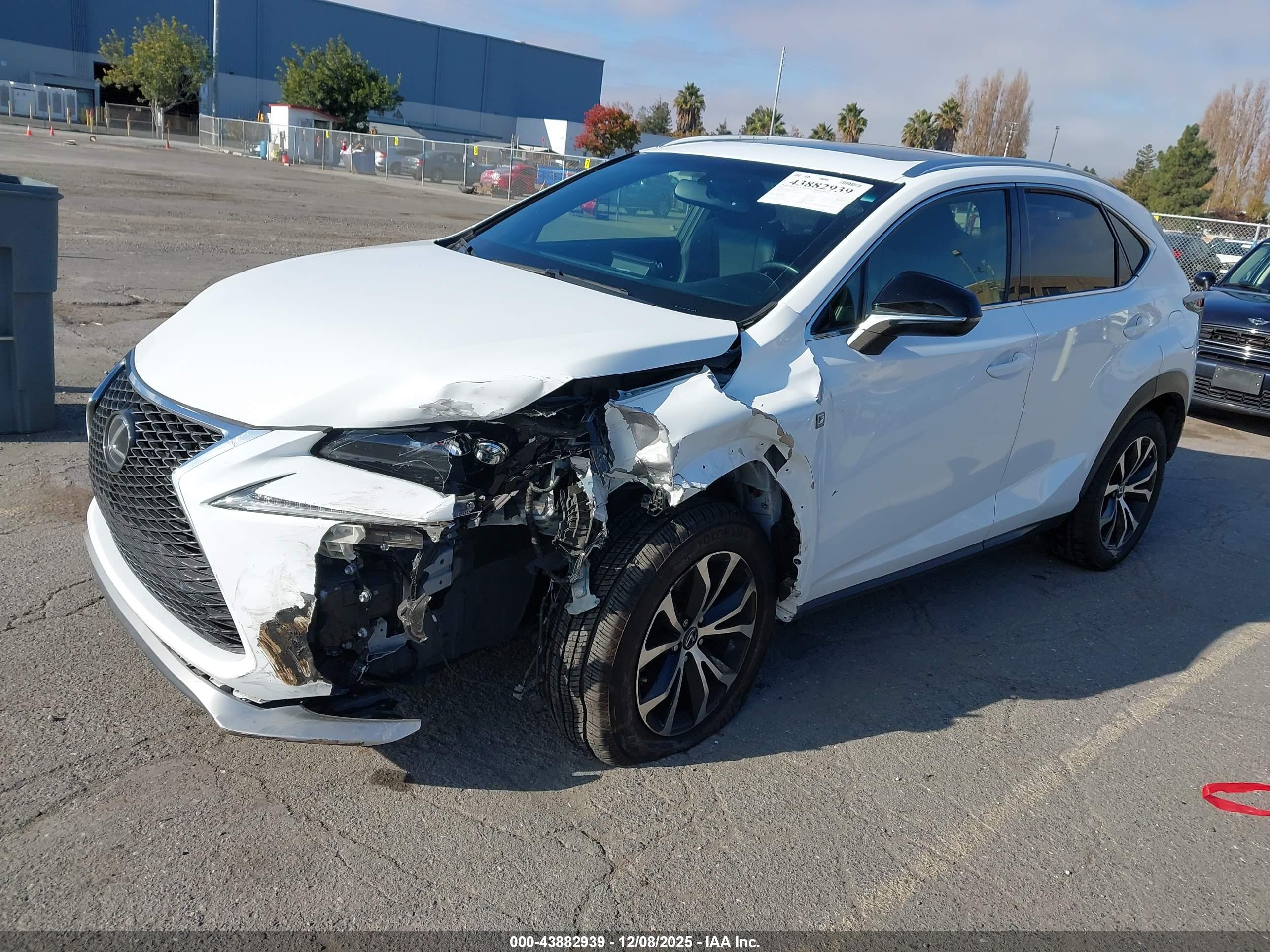 LEXUS NX image 2