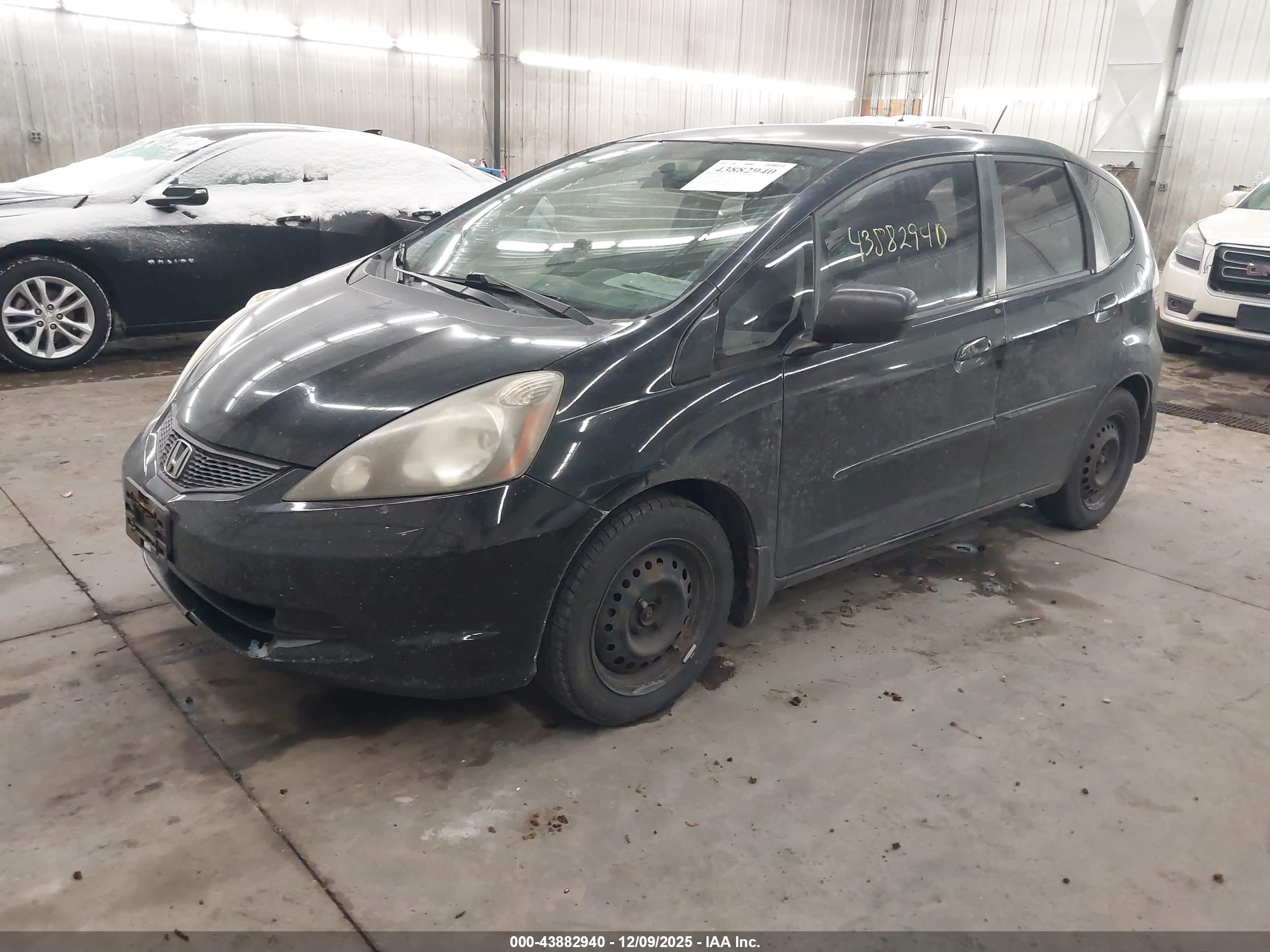 HONDA FIT image 2