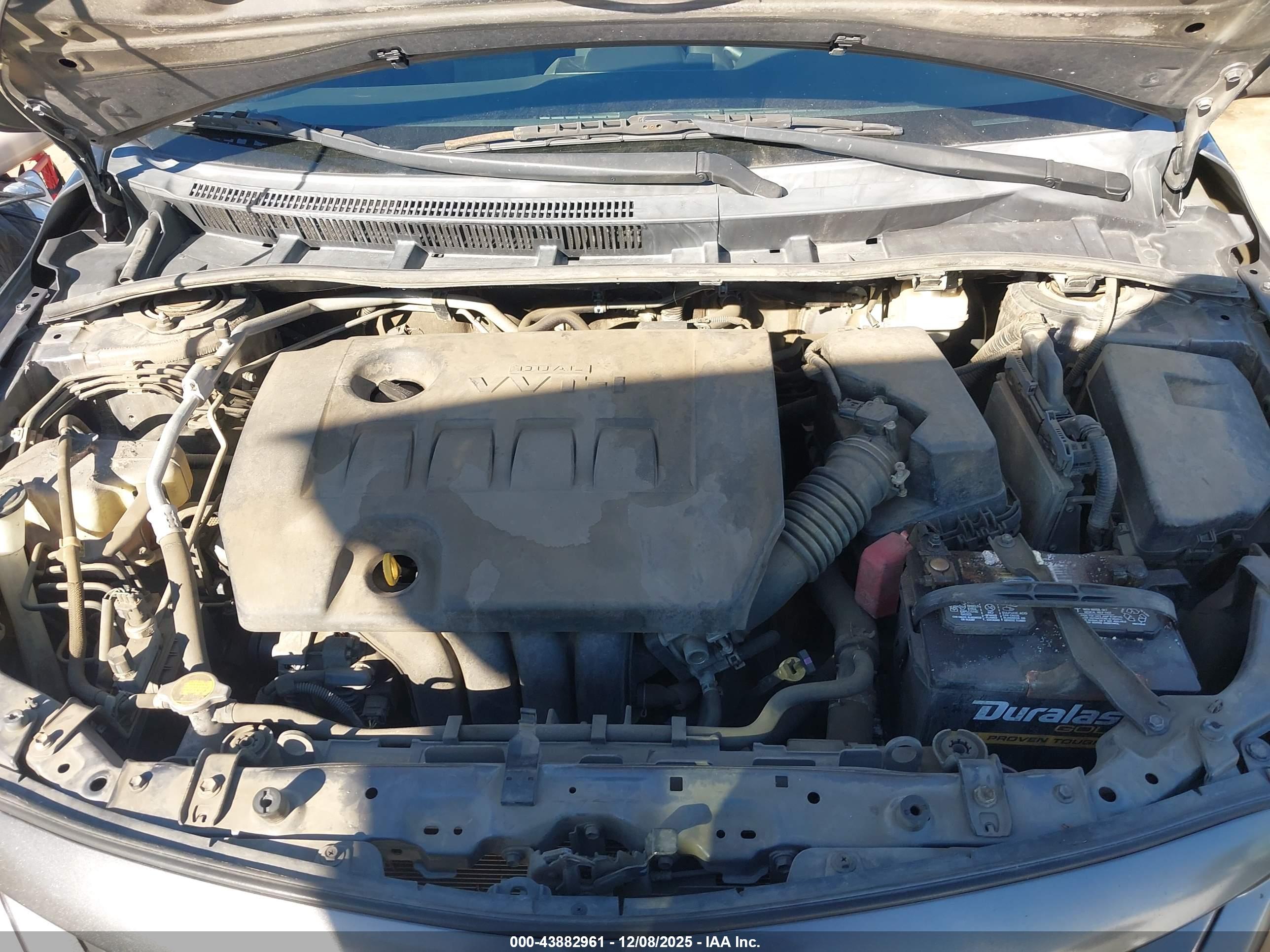 TOYOTA COROLLA image 10