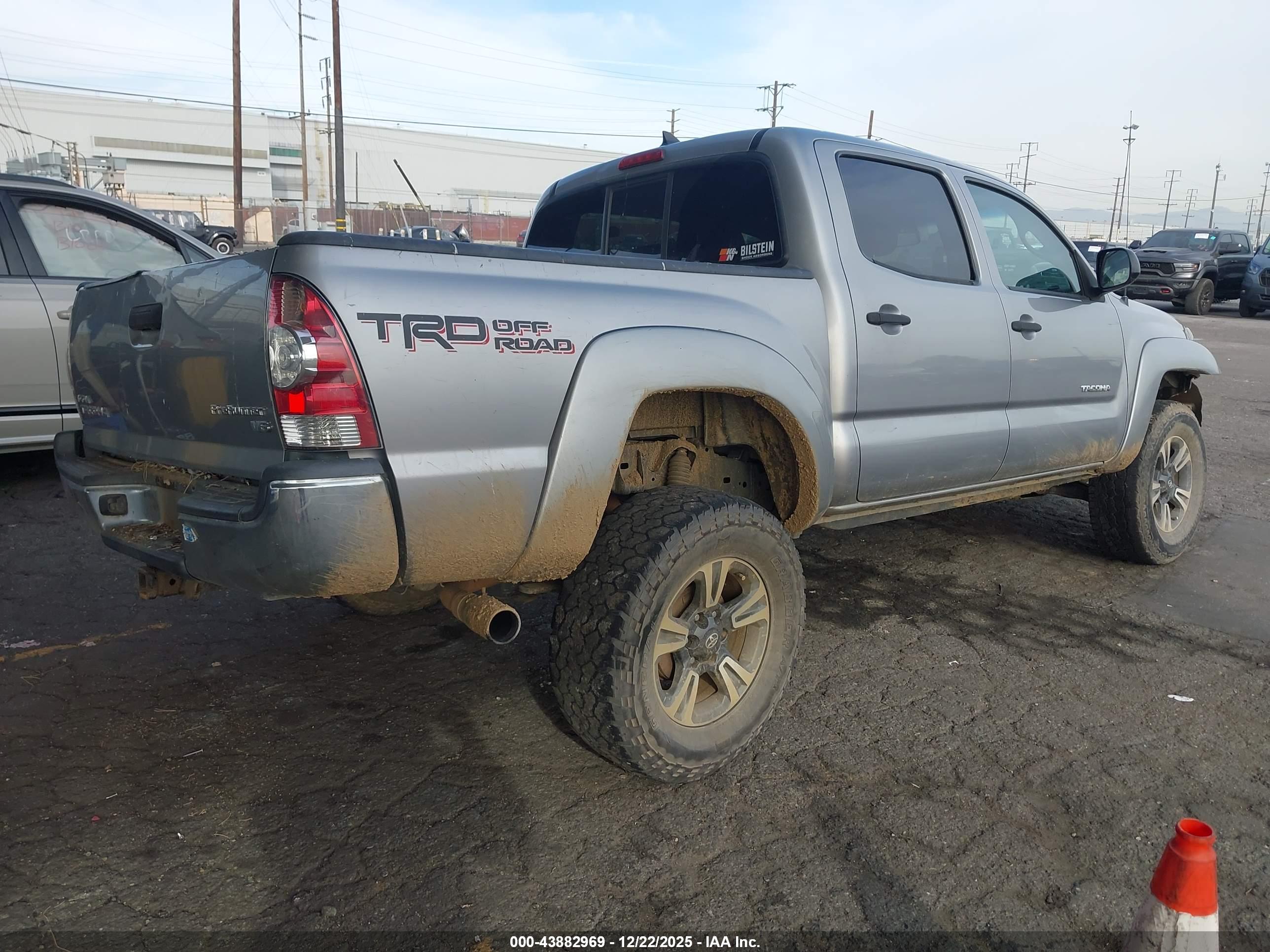 TOYOTA TACOMA image 4