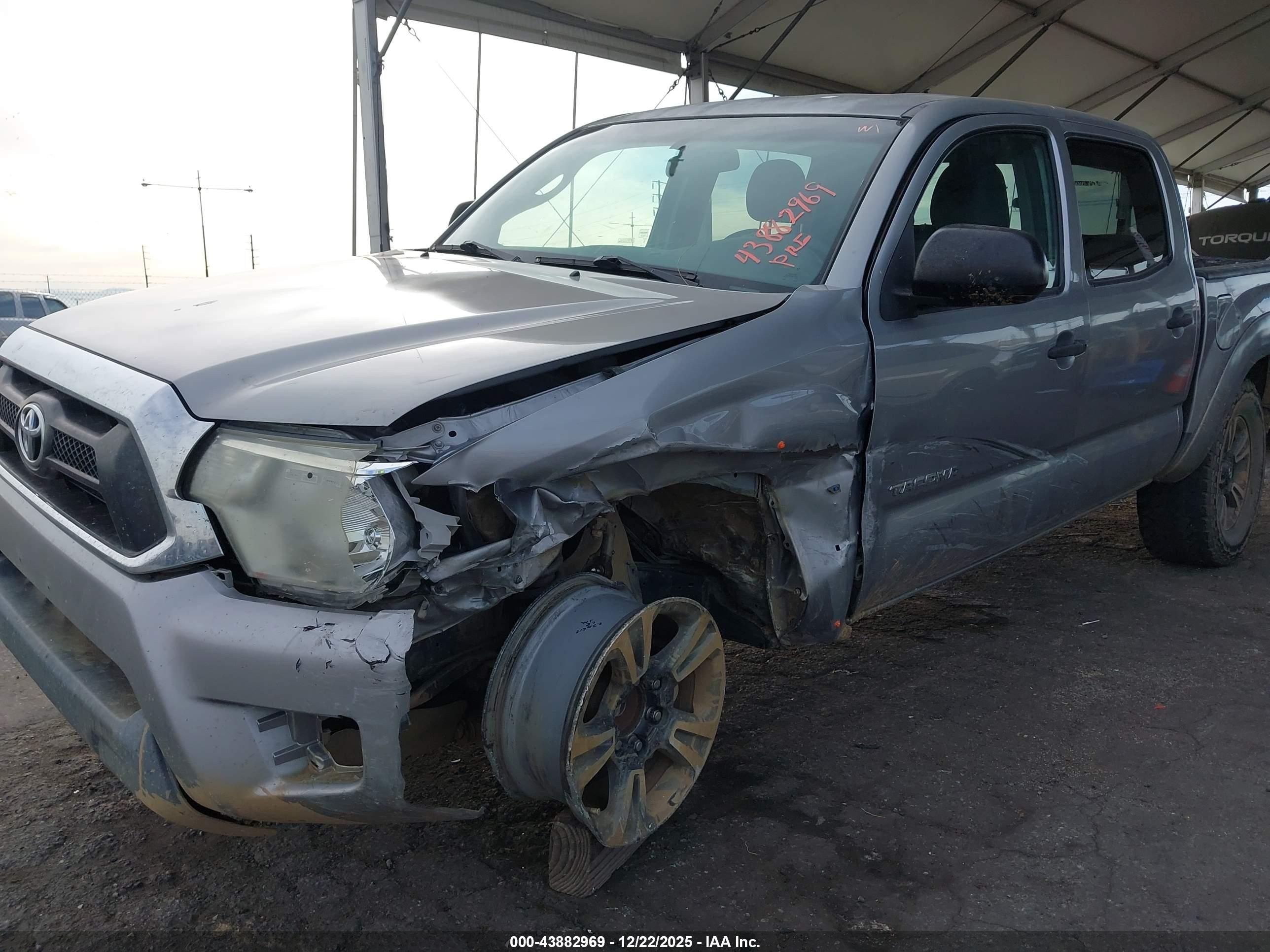 TOYOTA TACOMA image 6