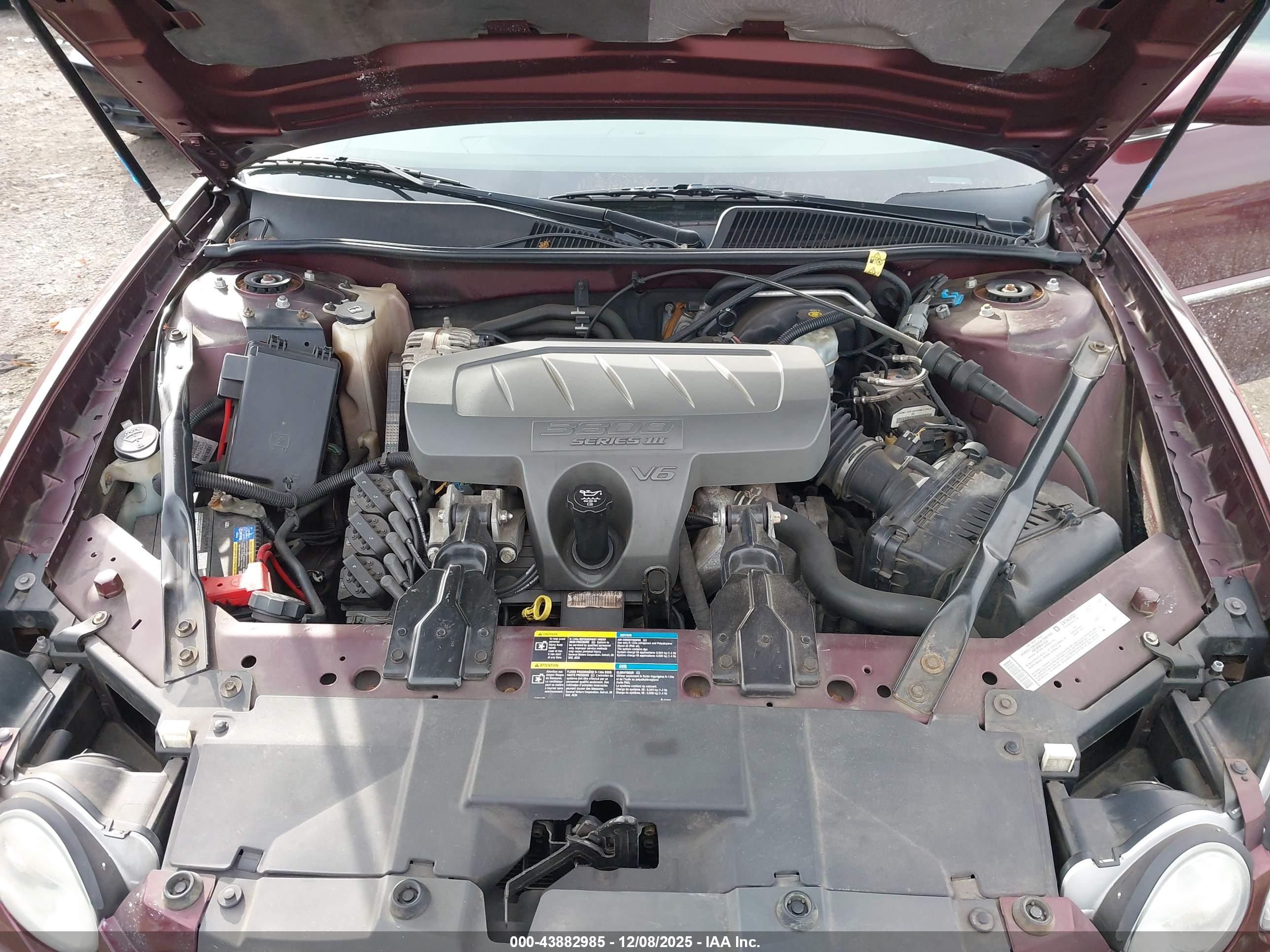 BUICK LACROSSE image 10