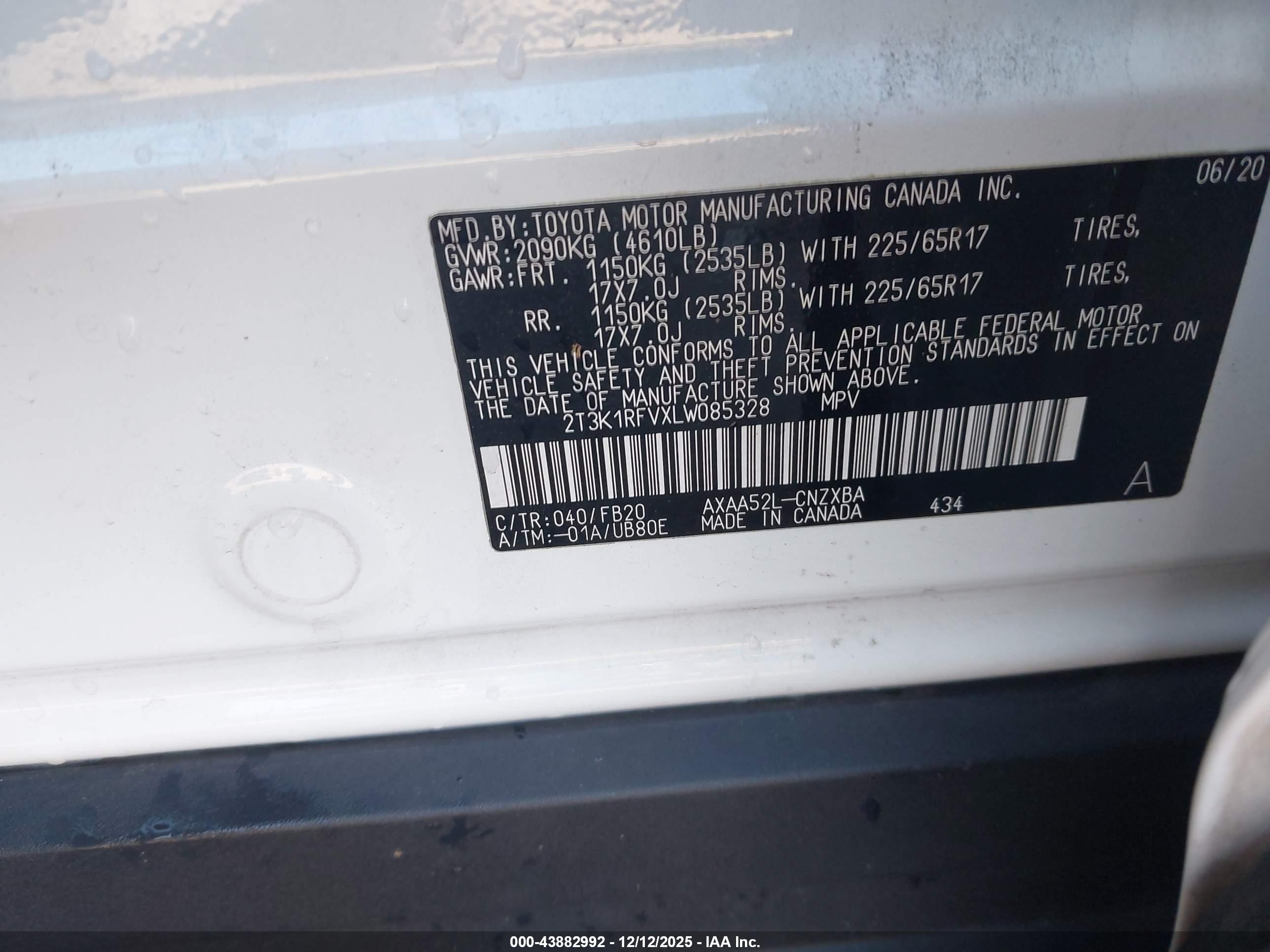 TOYOTA RAV4 image 9