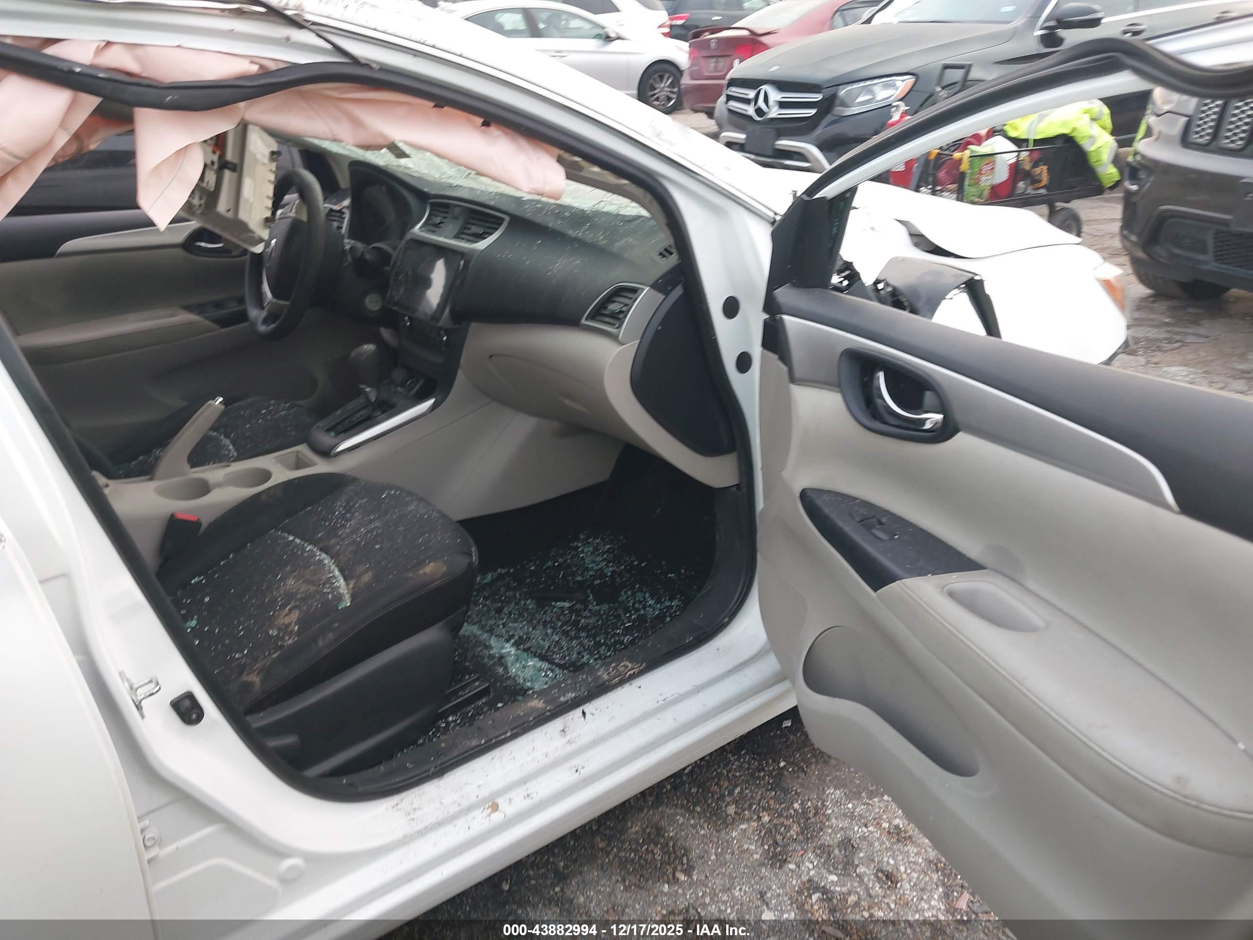 NISSAN SENTRA image 5