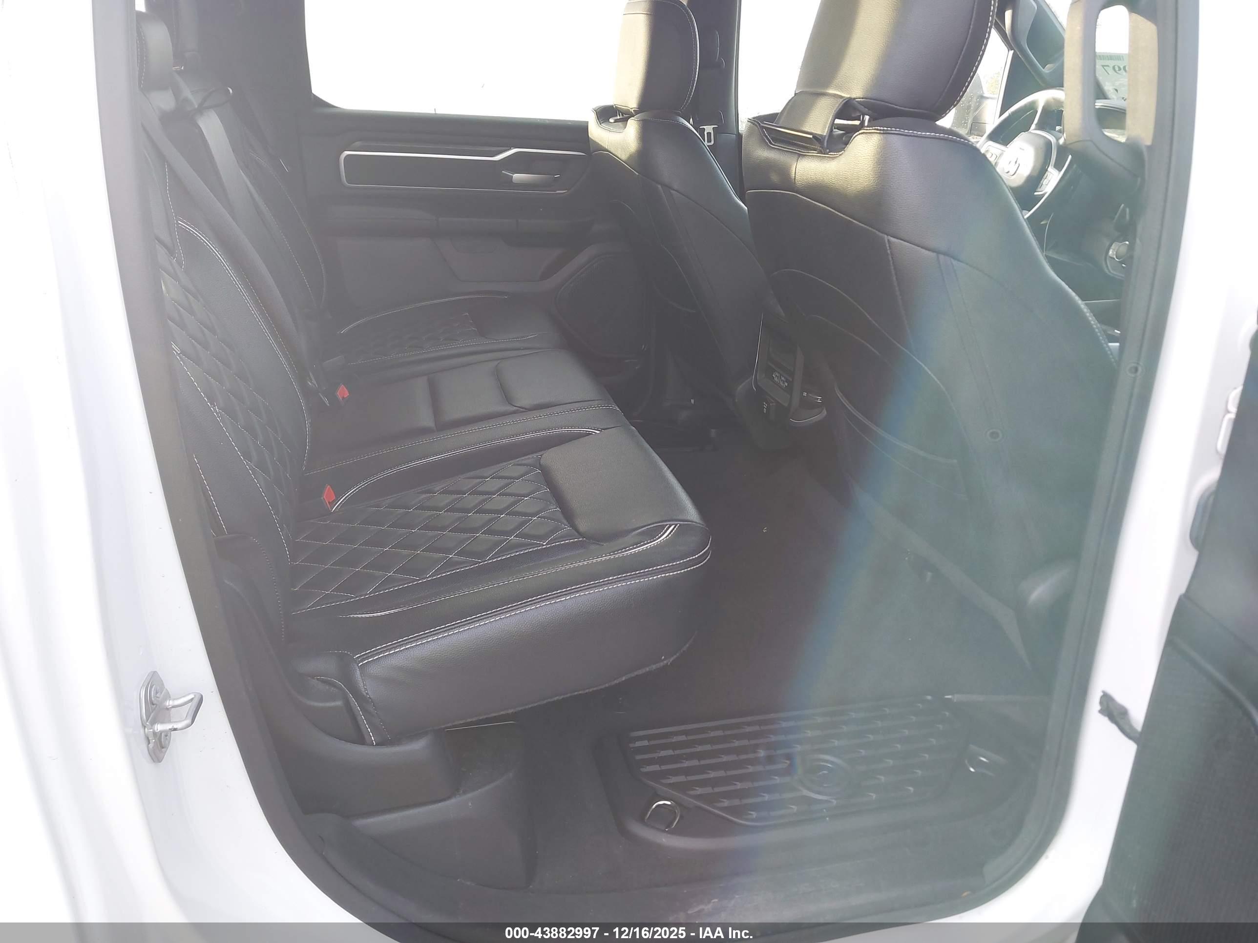 RAM 1500 image 8
