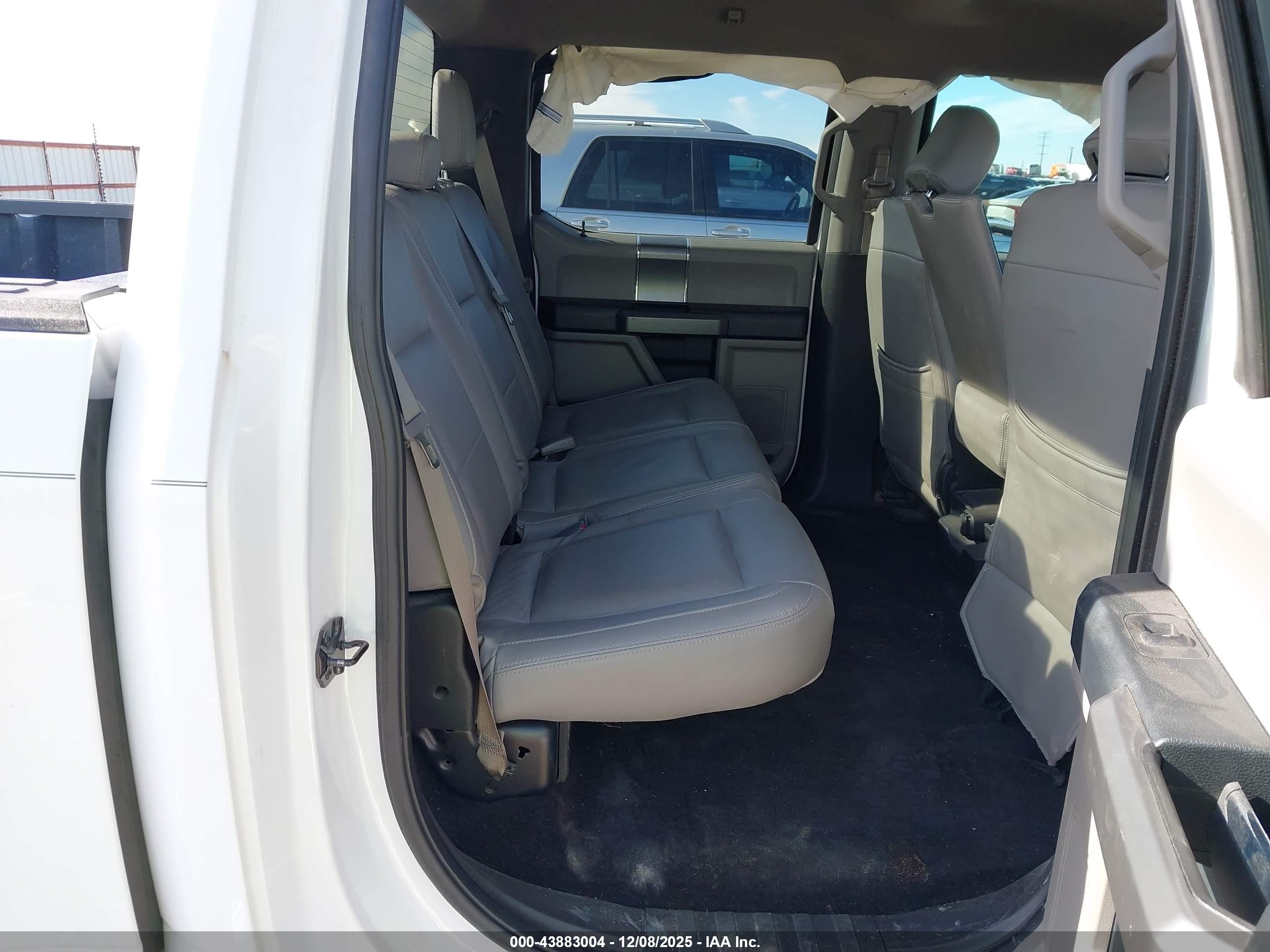FORD F-150 image 8