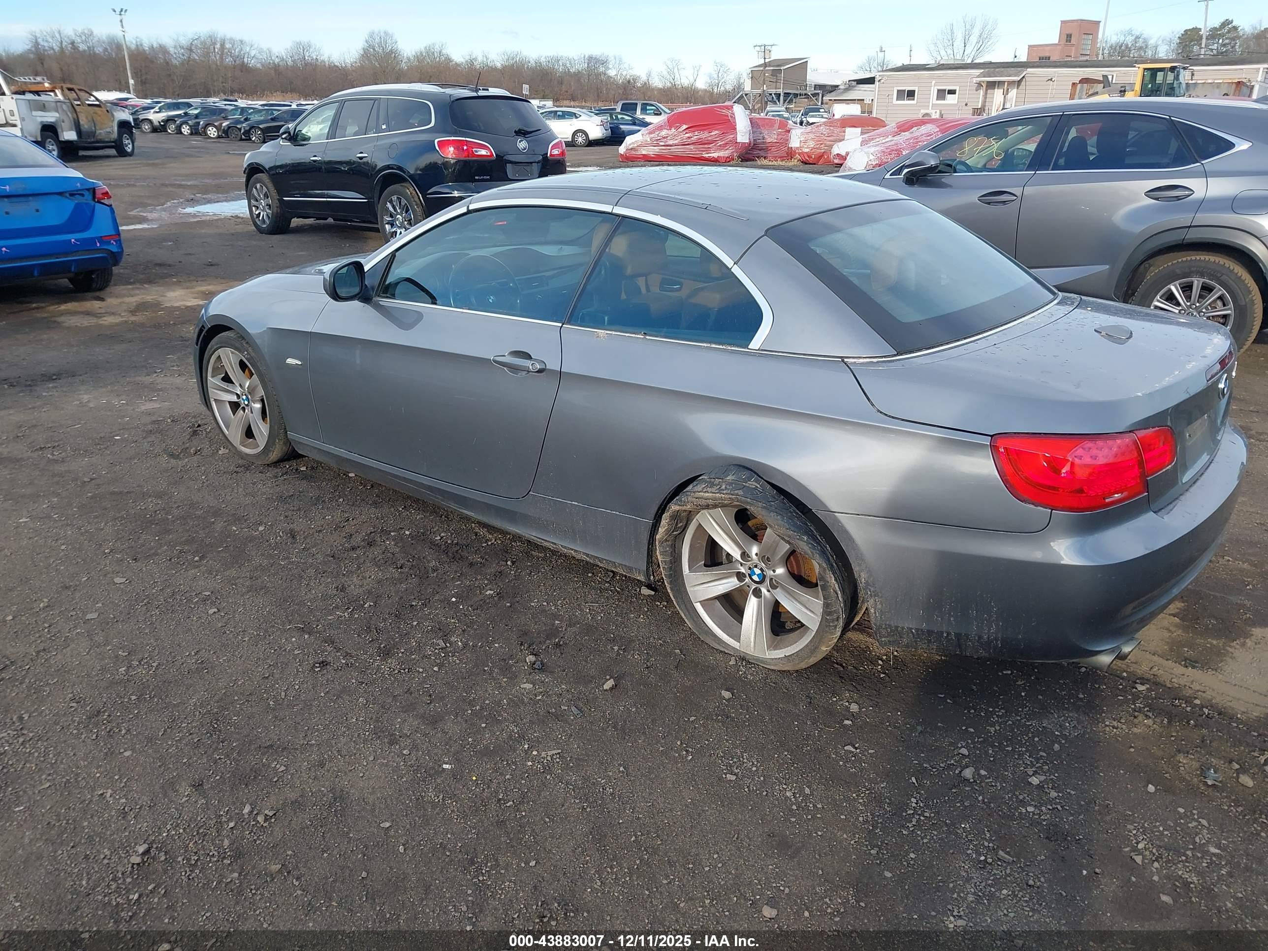 BMW 328I image 6