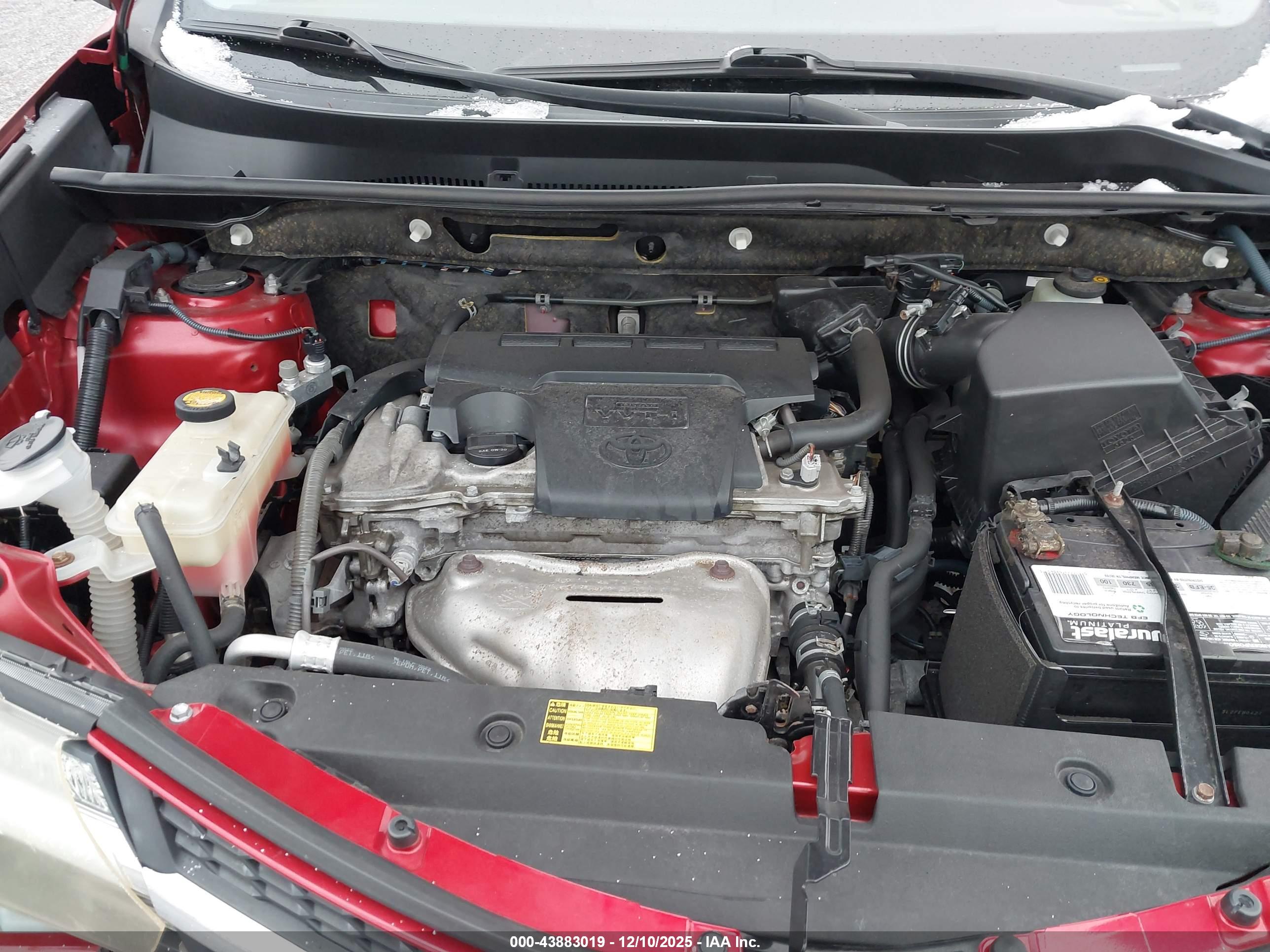 TOYOTA RAV4 image 10