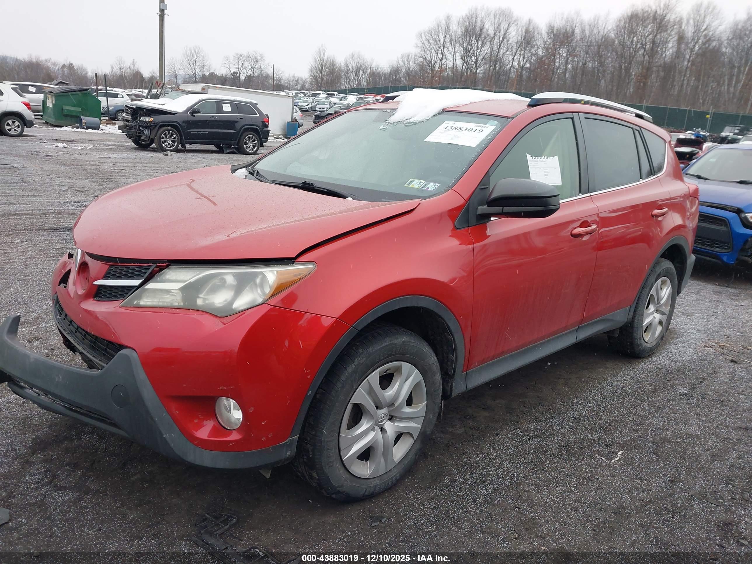 TOYOTA RAV4 image 2