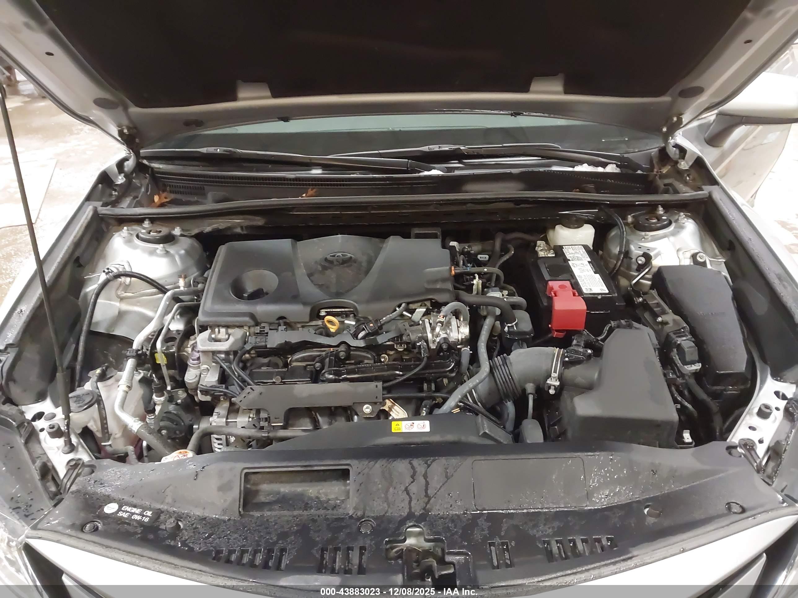 TOYOTA CAMRY image 10