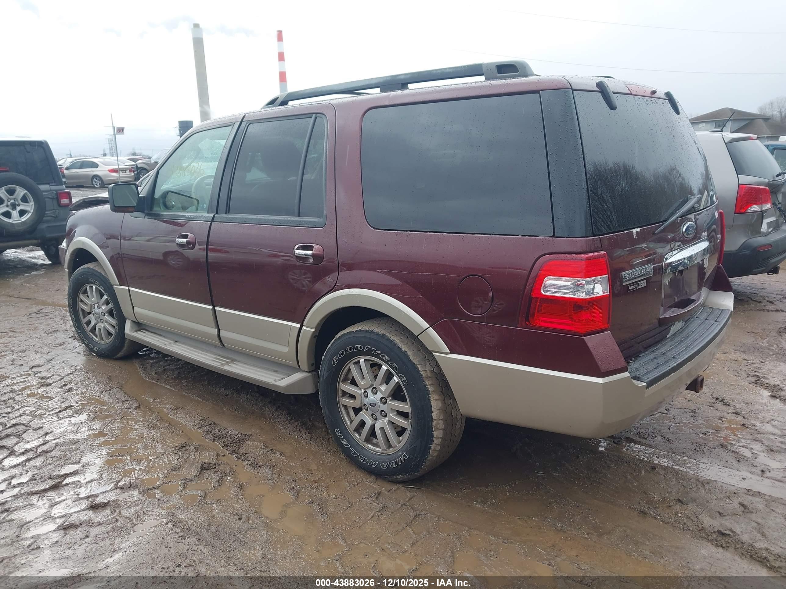 FORD EXPEDITION image 3
