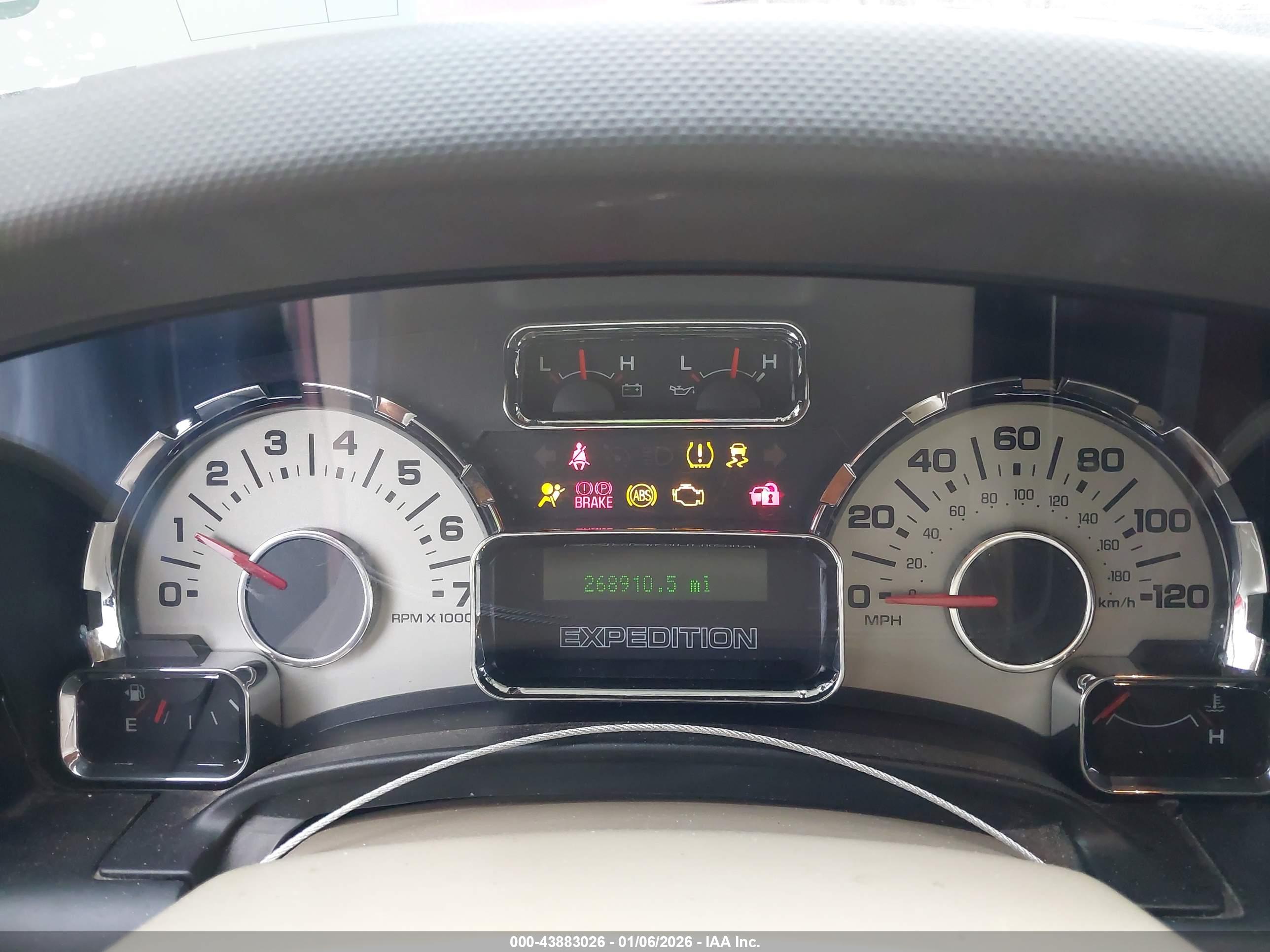 FORD EXPEDITION image 7