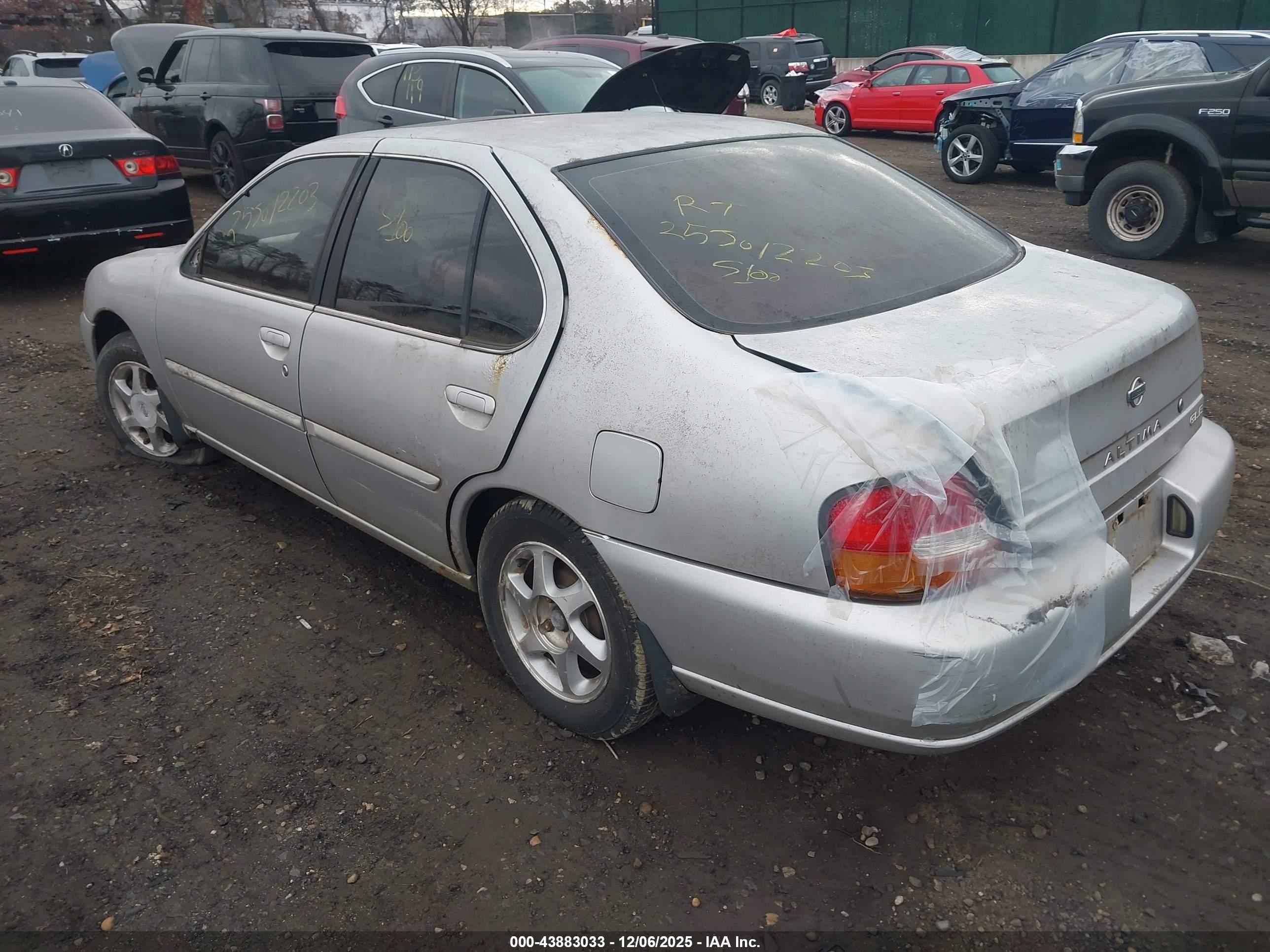 NISSAN ALTIMA image 3