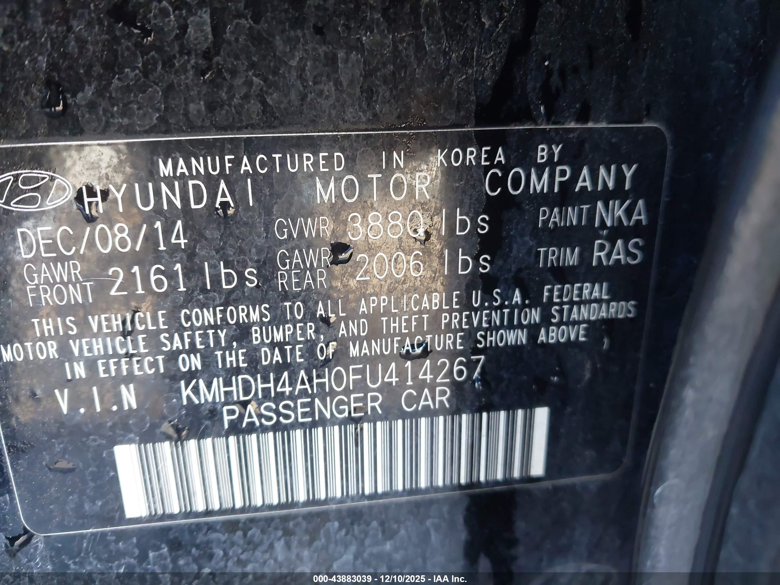 HYUNDAI ELANTRA image 9