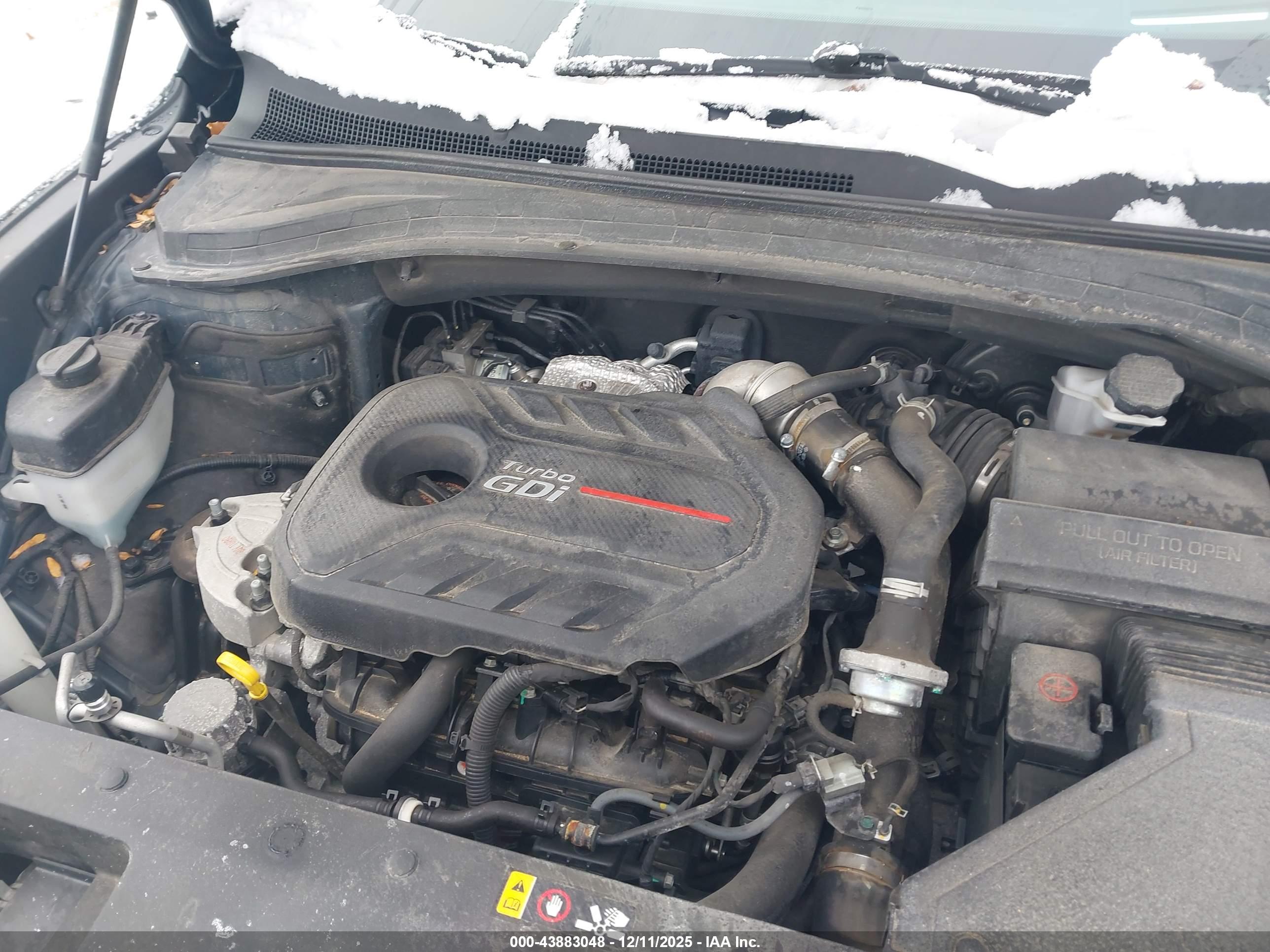 HYUNDAI SANTA image 10