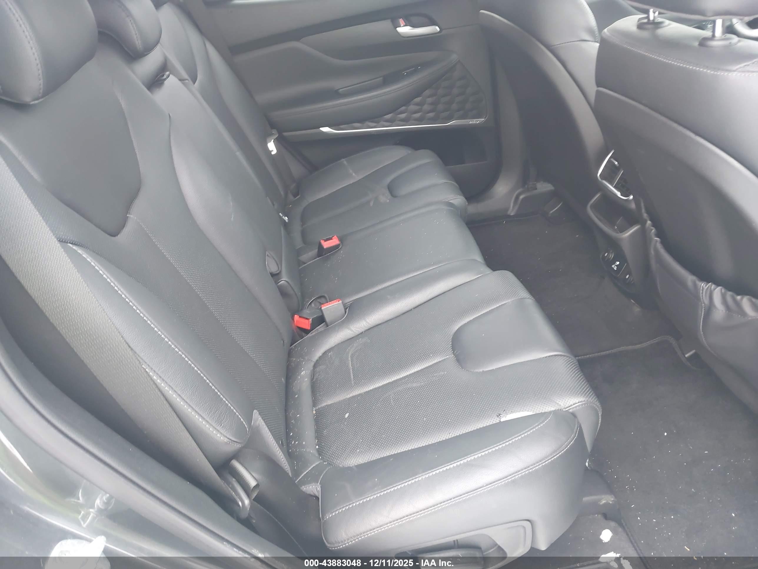 HYUNDAI SANTA image 8