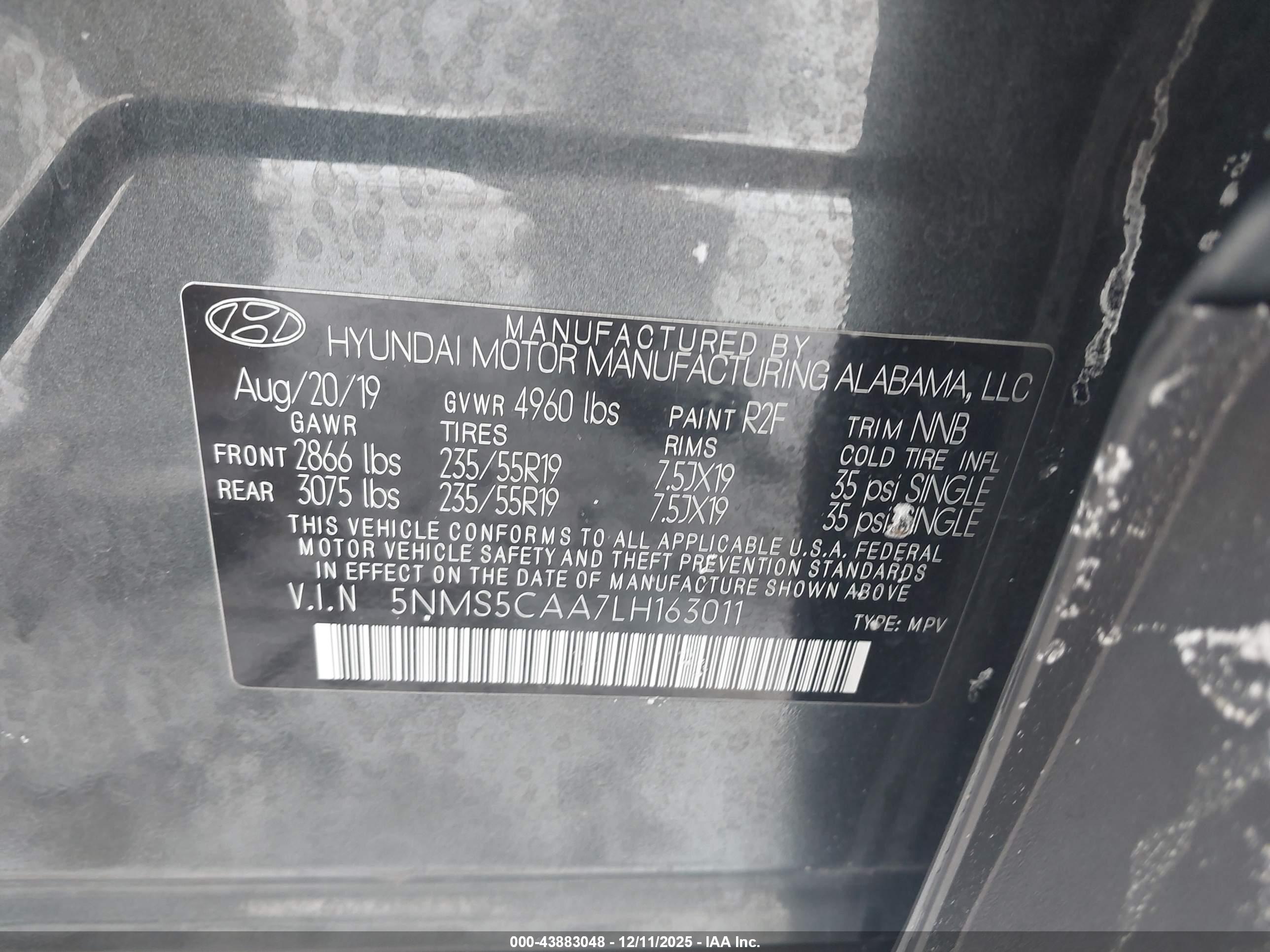 HYUNDAI SANTA image 9