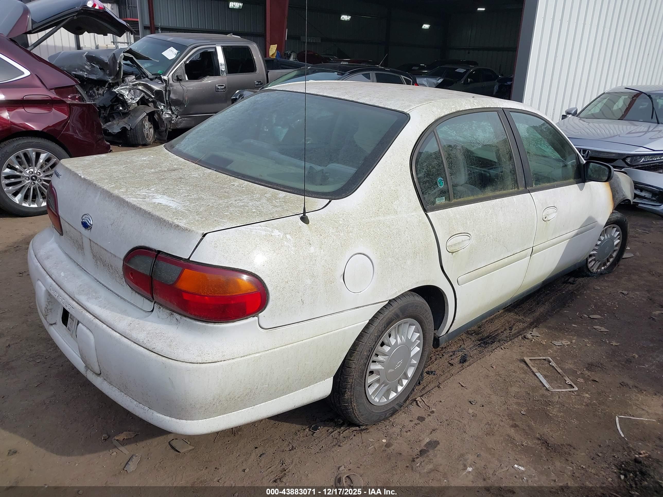 CHEVROLET CLASSIC image 4