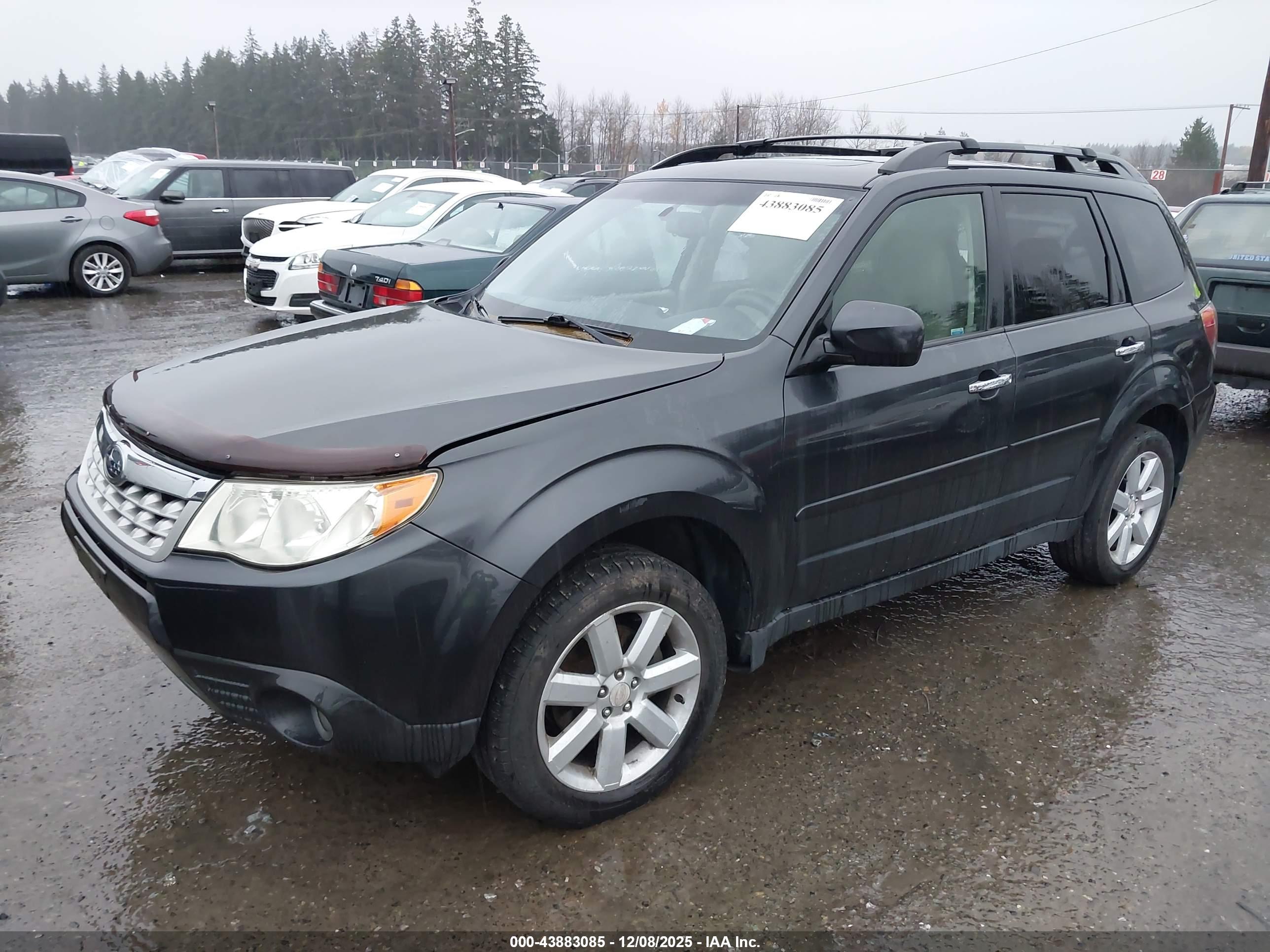SUBARU FORESTER image 2