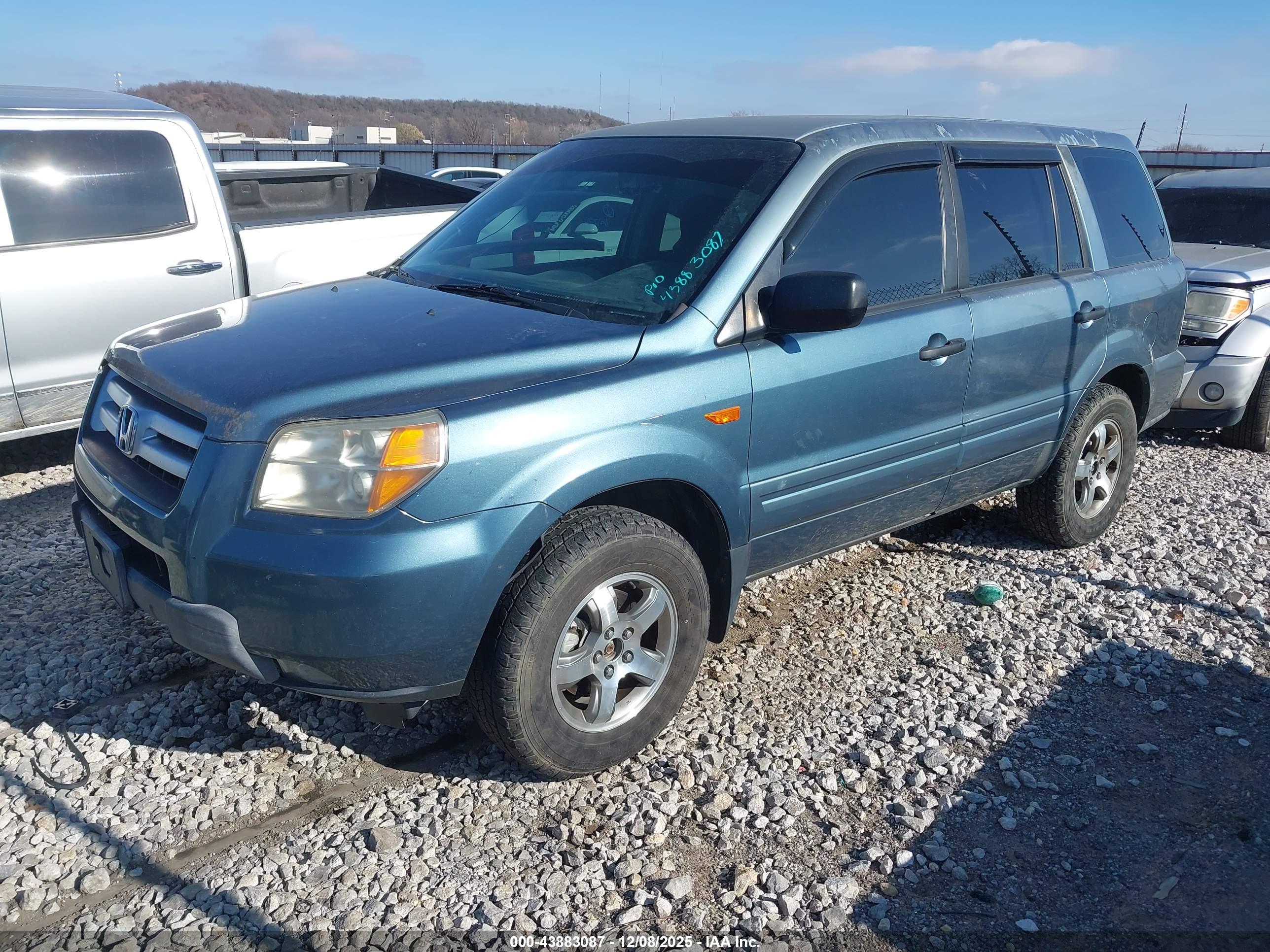 HONDA PILOT image 2
