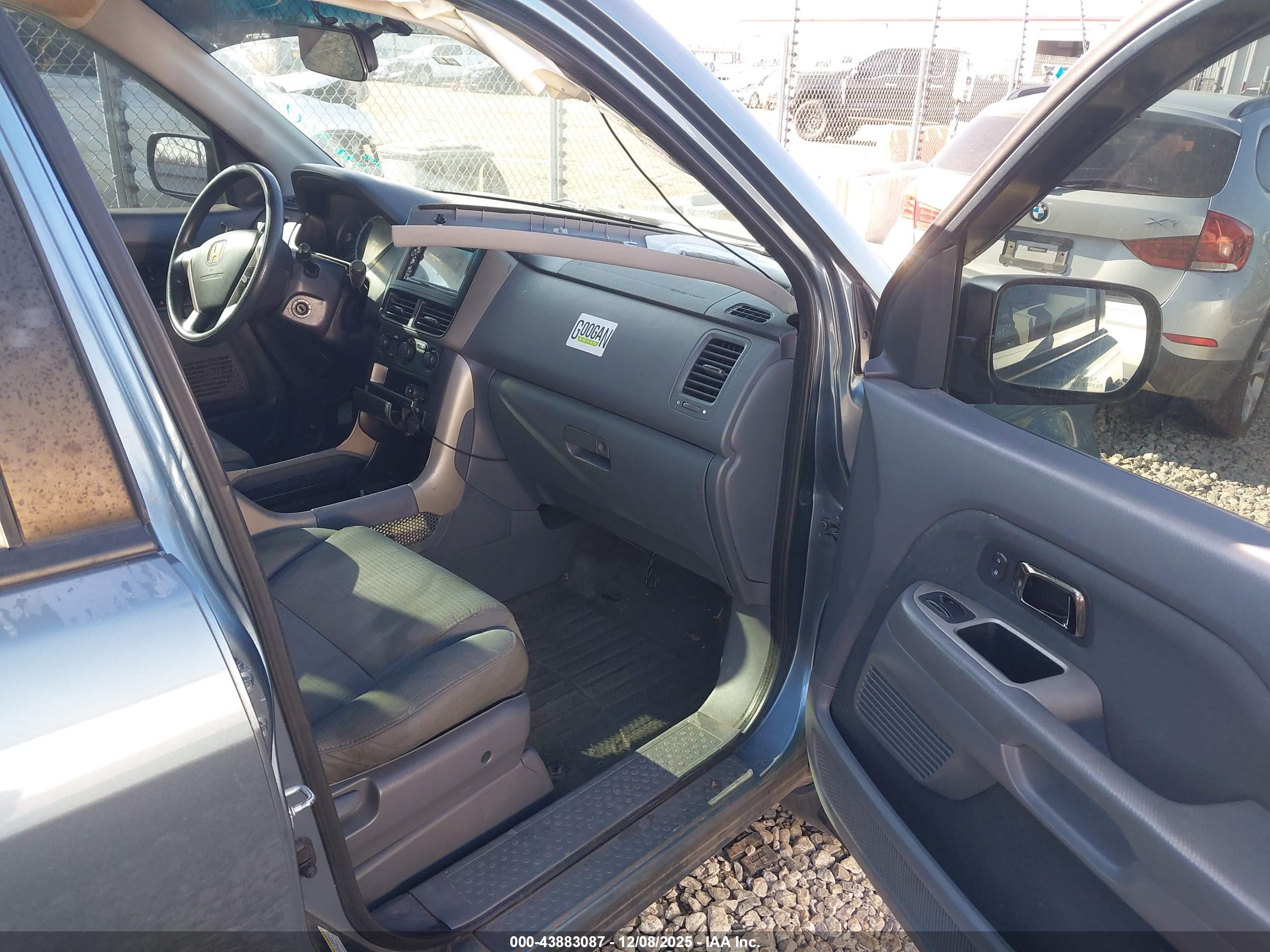 HONDA PILOT image 5